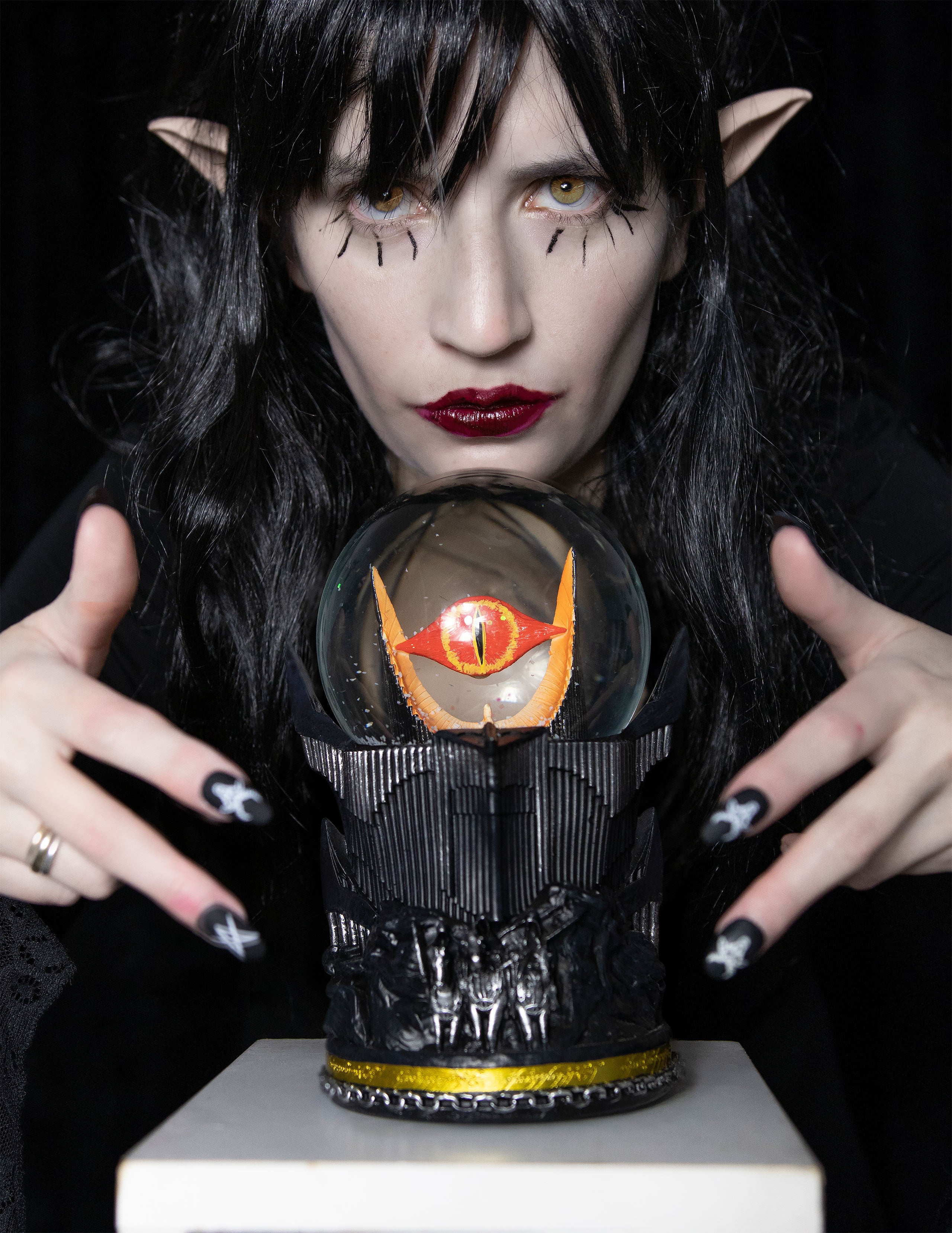 Product image The Lord of the Rings - Sauron Snow Globe deluxe
