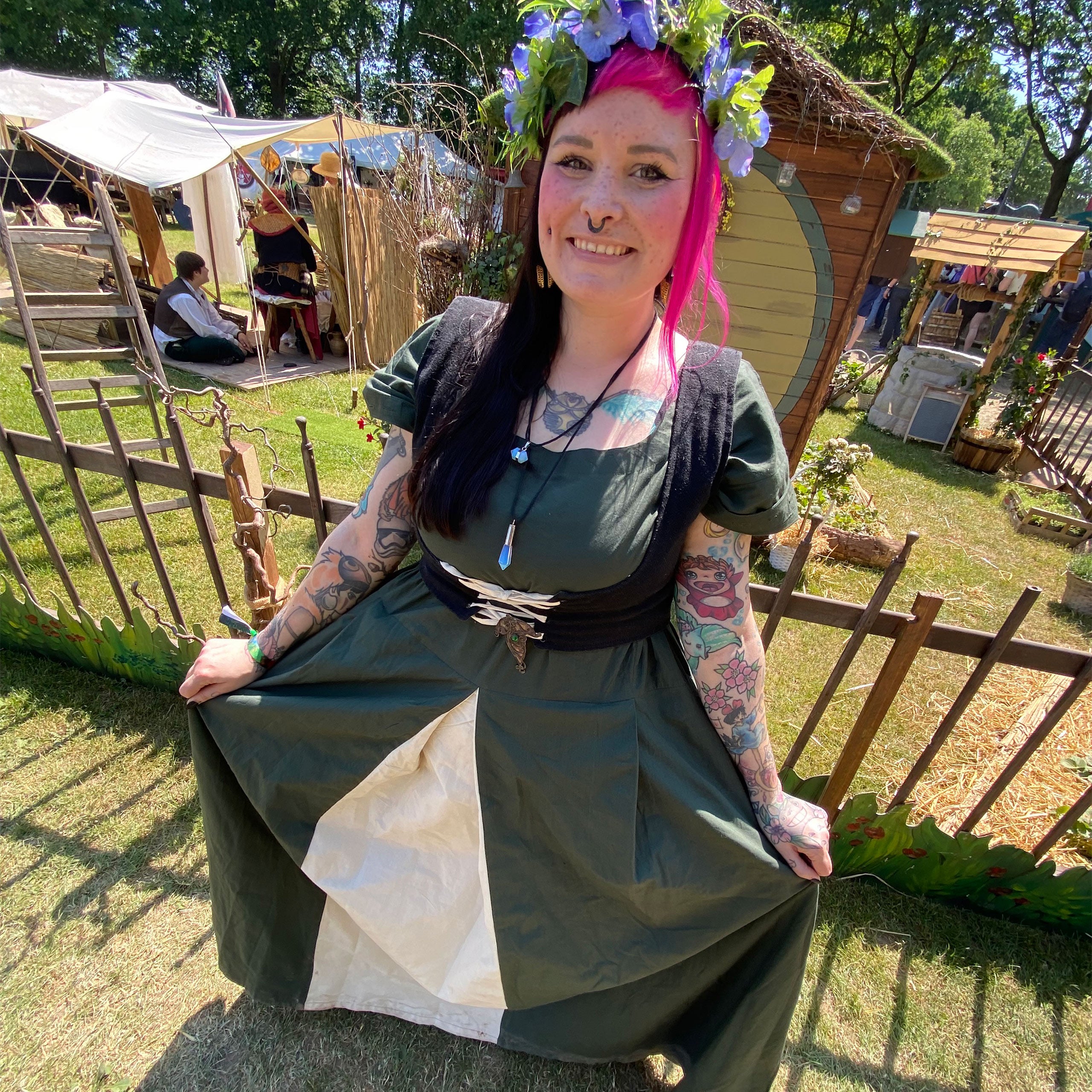 Product image Medieval Dress Larina Green-Beige