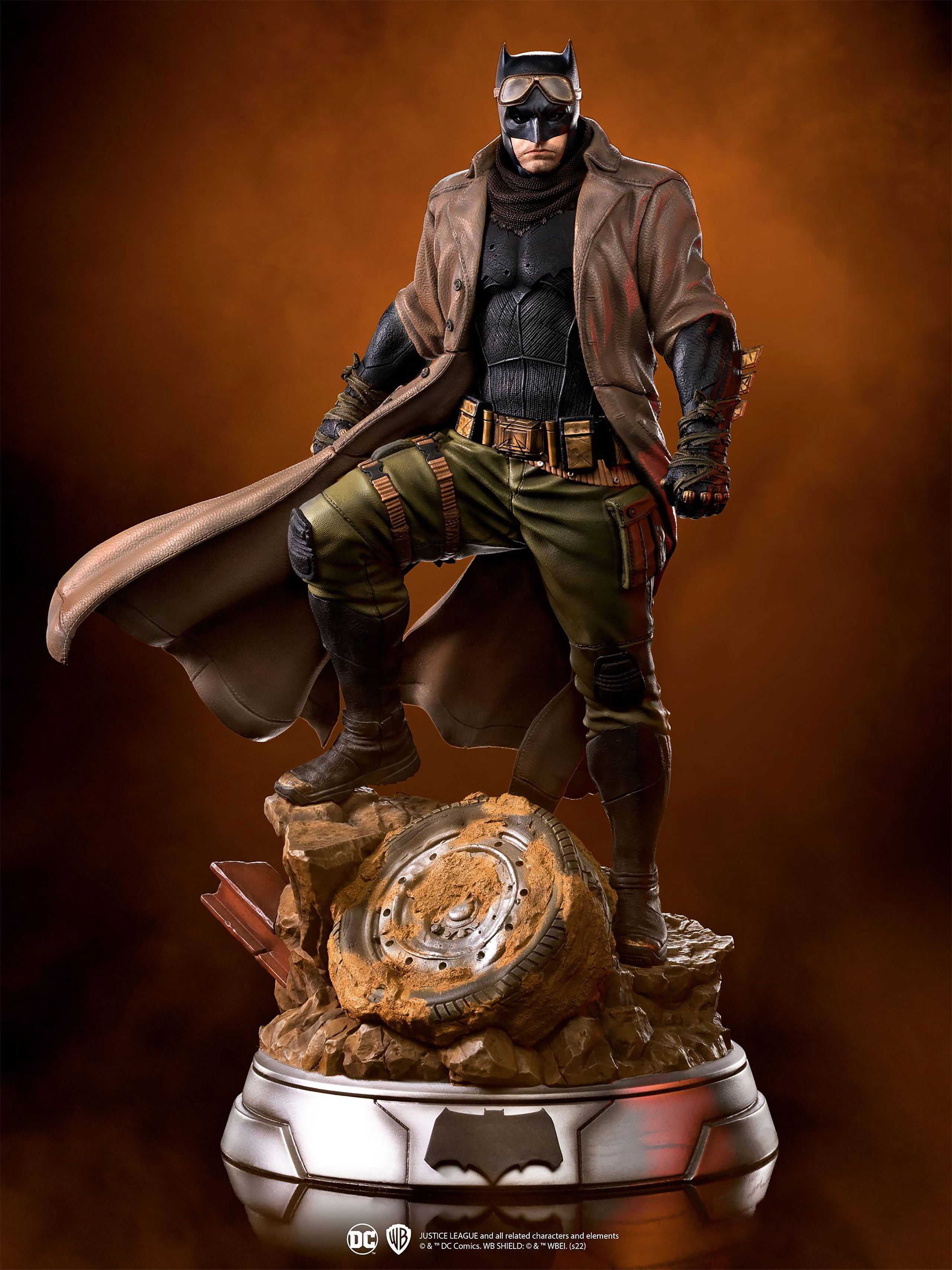 Product image Zack Snyder's Justice League - Batman Knightmare Statue Scale 1:4
