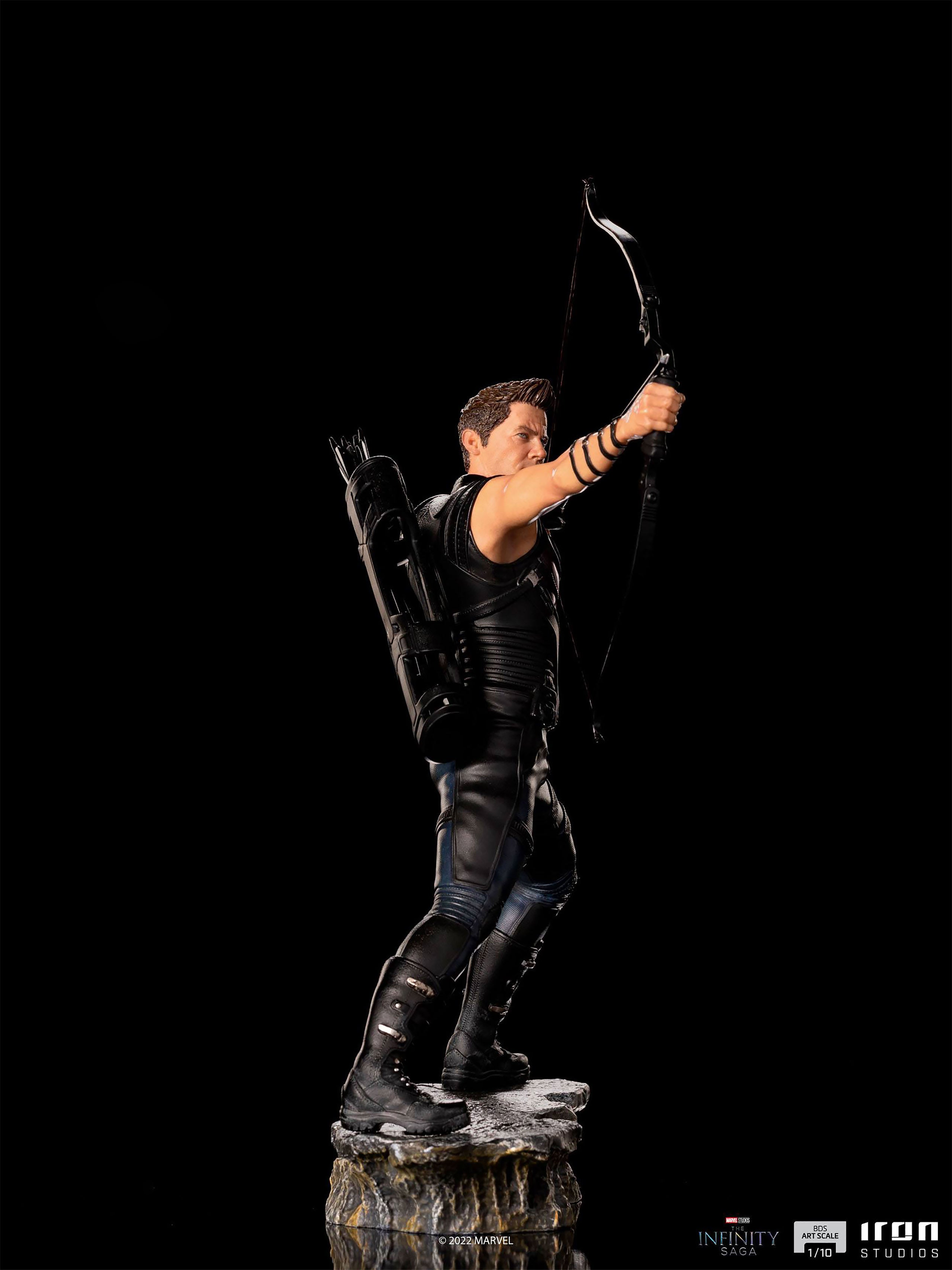 Product image Hawkeye - The Infinity Saga BDS Art Scale Deluxe Statue