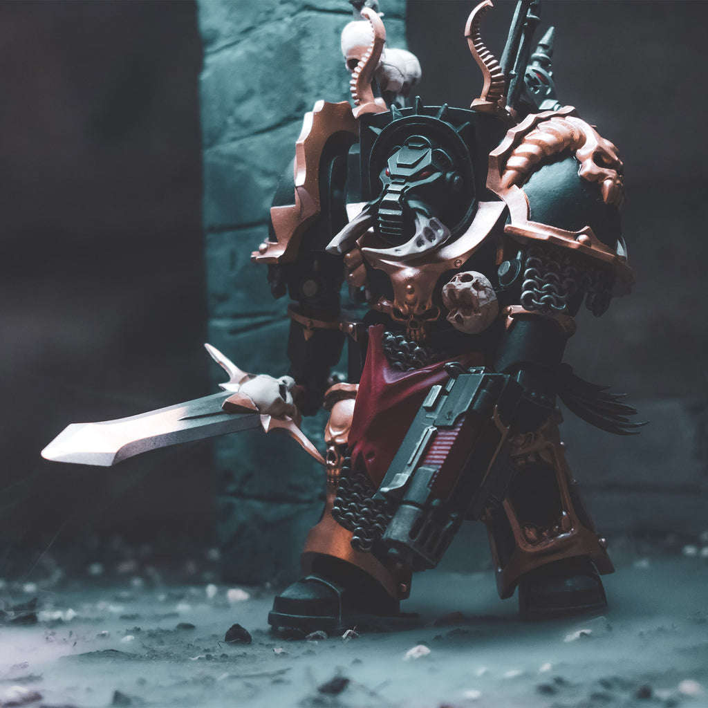 Product image Warhammer 40k - Black Legion Brother Gnarl Action Figure