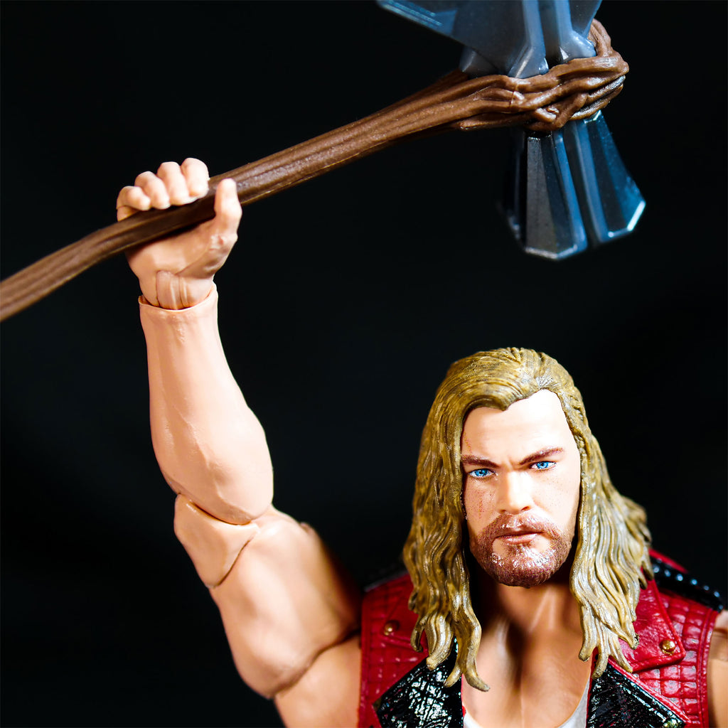 Product image Thor: Love and Thunder - Ravager Thor Action Figure