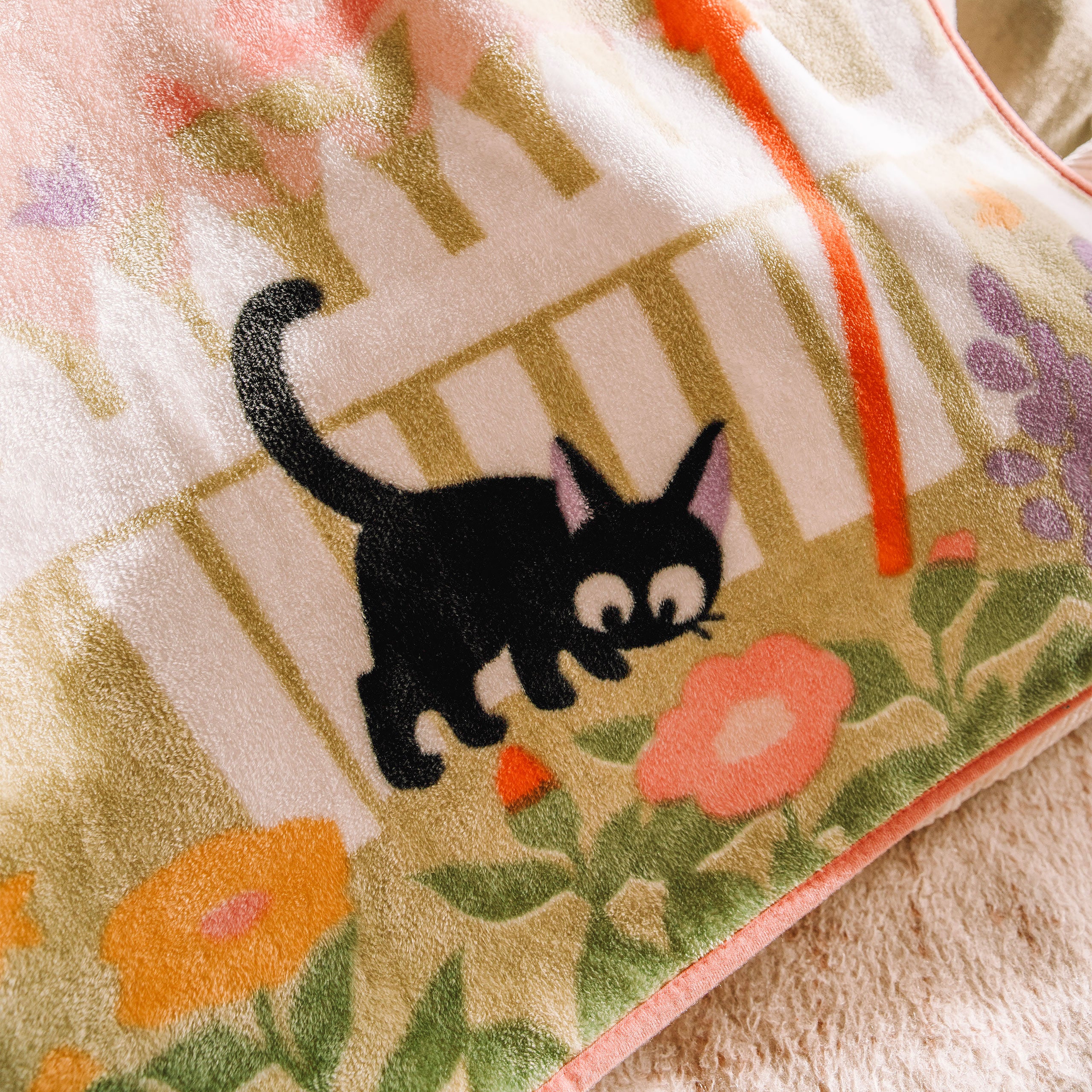 Product image Kiki's Little Delivery Service - Jiji and Lily Blanket