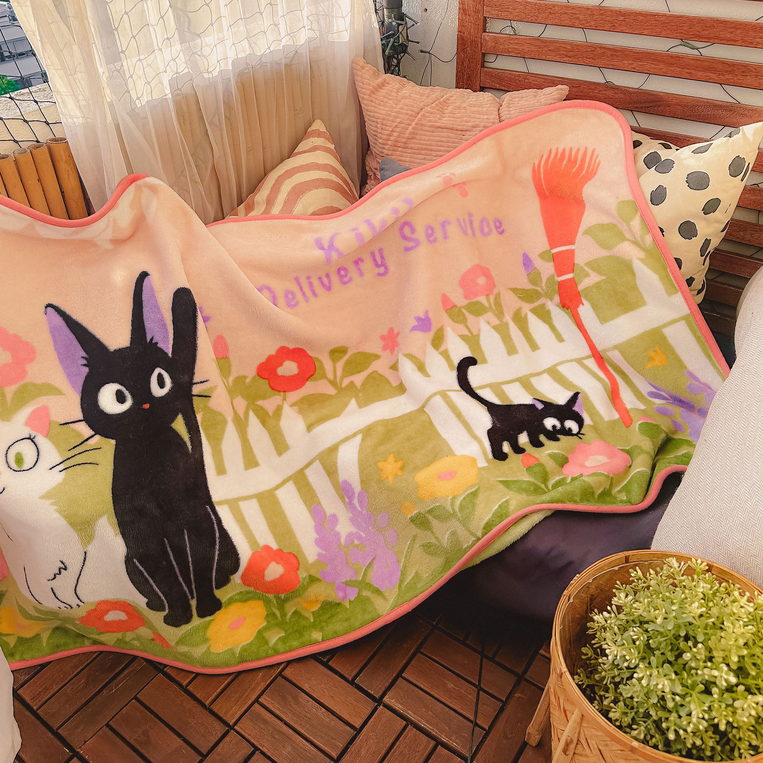 Product image Kiki's Little Delivery Service - Jiji and Lily Blanket