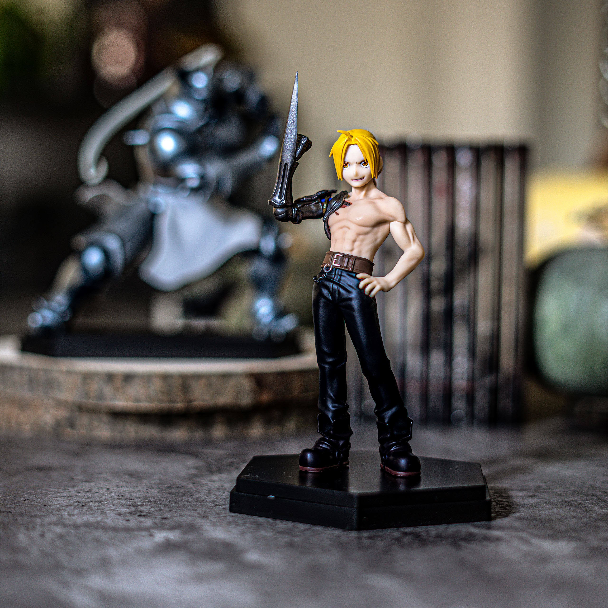 Product image Fullmetal Alchemist - Ed Elric Figure