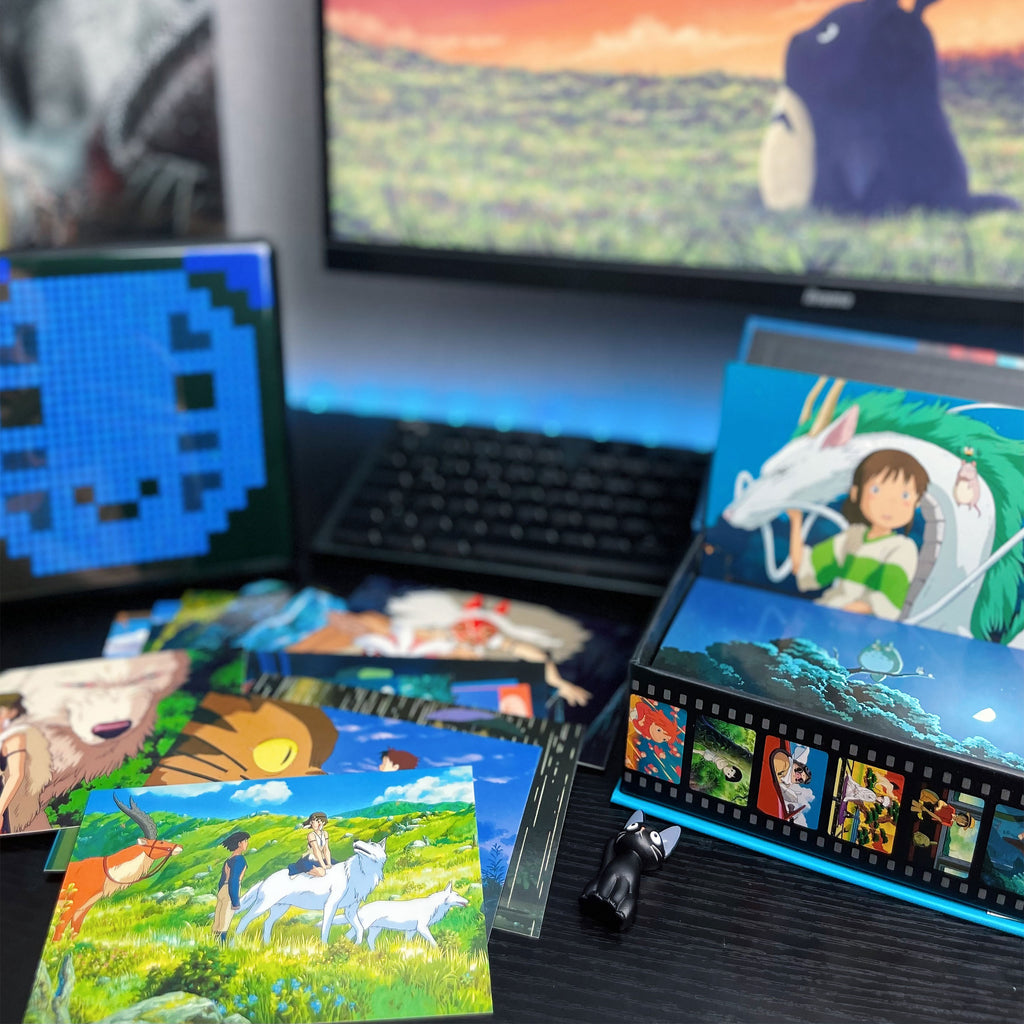 Product image Studio Ghibli - 100 Postcards in Gift Box