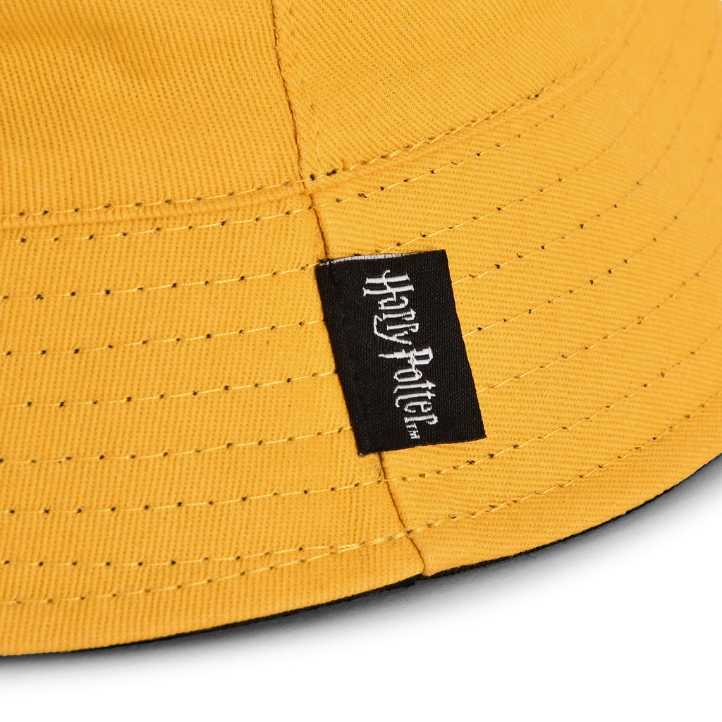 Product image Hufflepuff Crest Hat with Reversible Motif - Harry Potter
