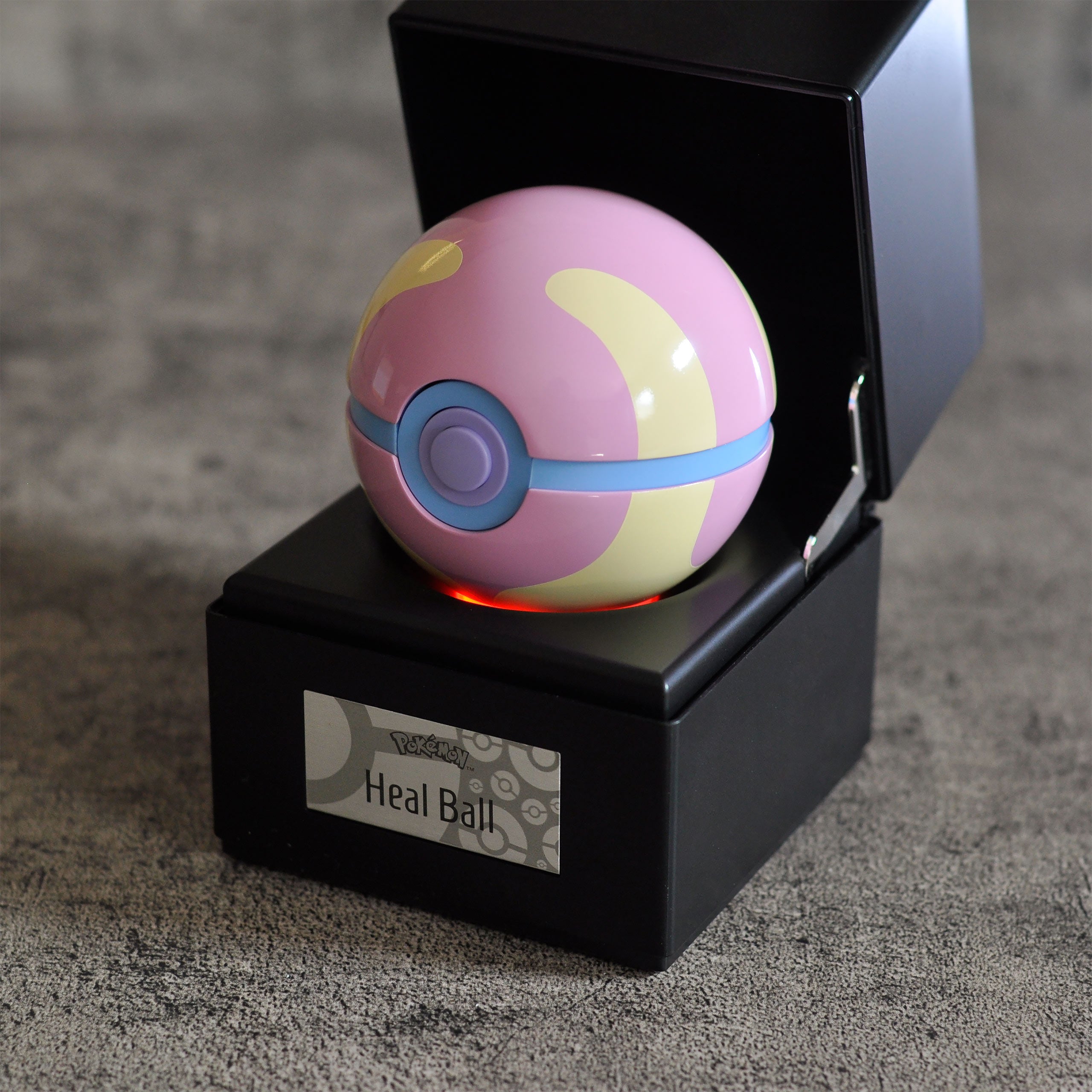 Product image Pokemon - Heal Ball Replica with Light