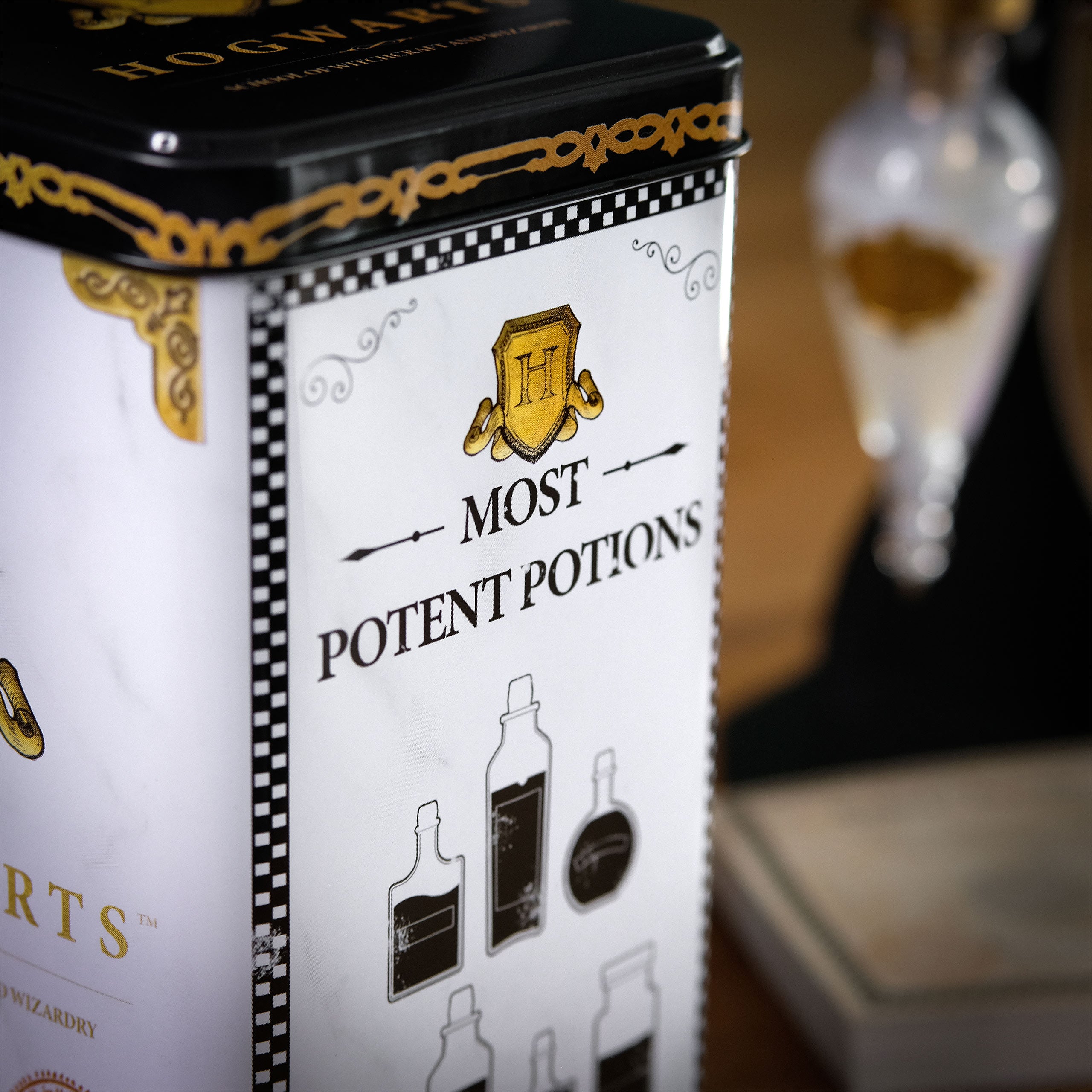 Product image Harry Potter - Magic Potions Writing Set in Metal Tin