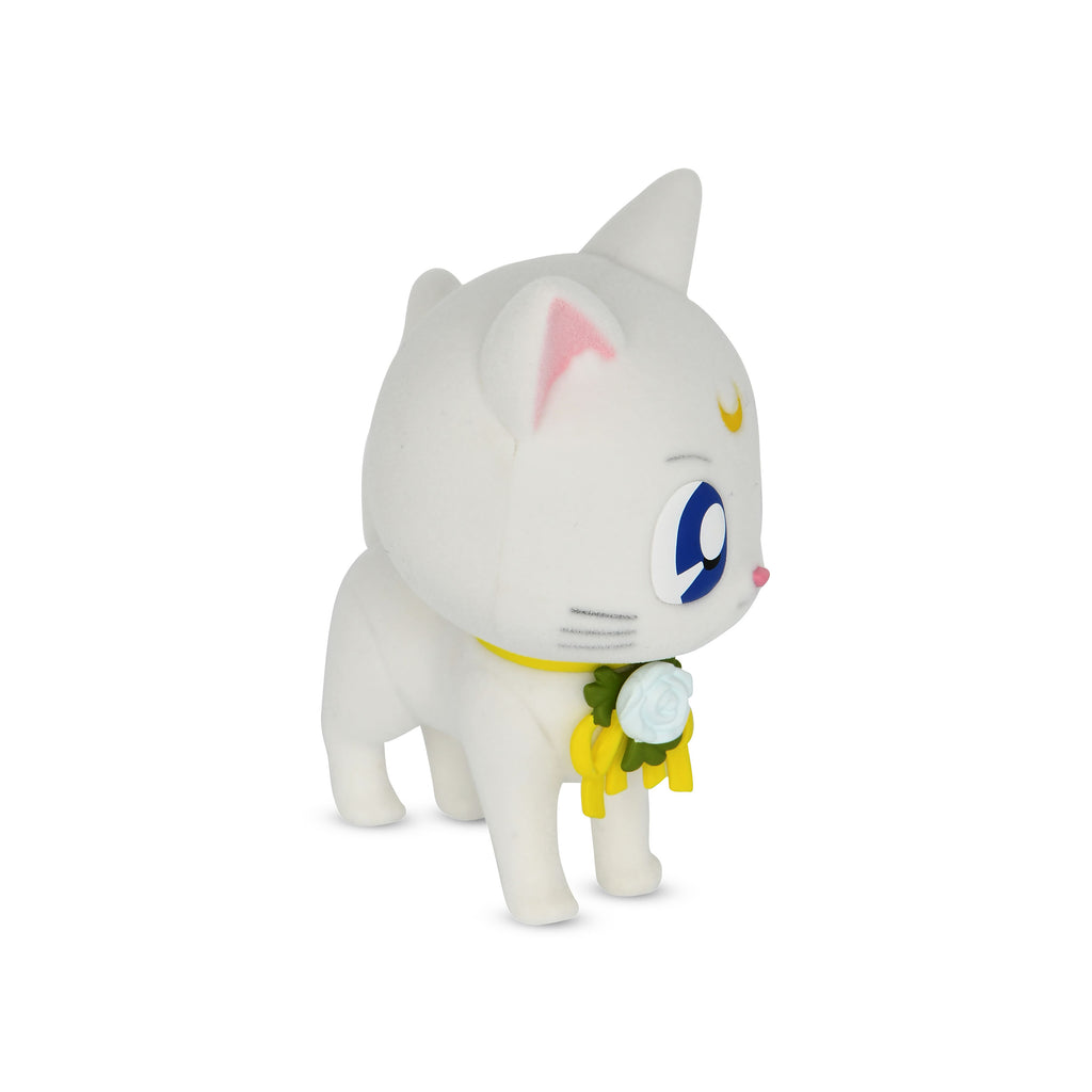 Product image Pretty Guardian Sailor Moon Fluffy Puffy - Artemis Figure Version B