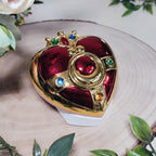 Product image Sailor Moon - Cosmic Heart Compact Brooch Replica