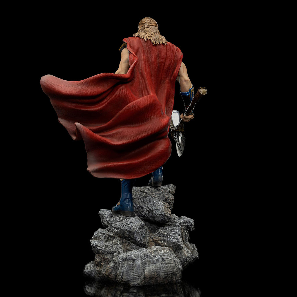 Product image Thor - Love and Thunder - BDS Art Scale Deluxe Statue