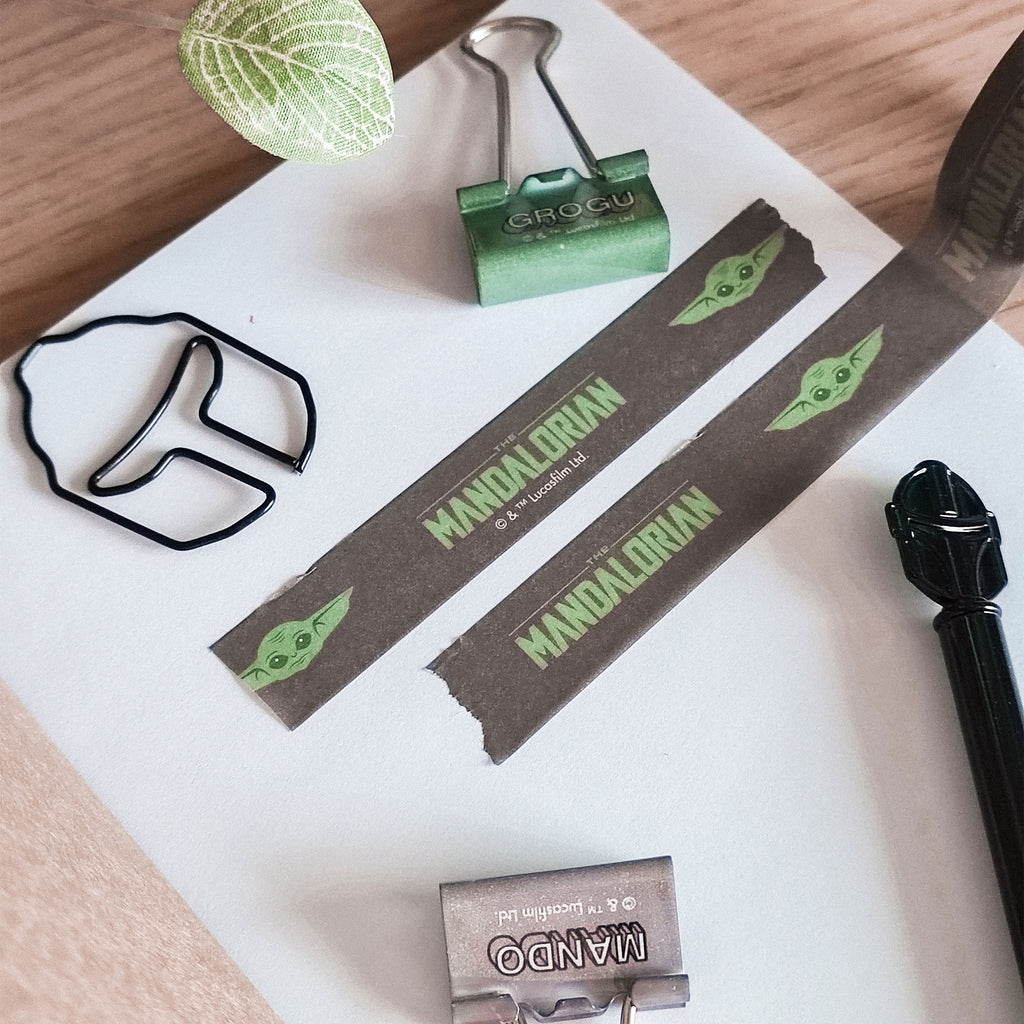 Product image Mandalorian with Grogu Writing Set - Star Wars The Mandalorian