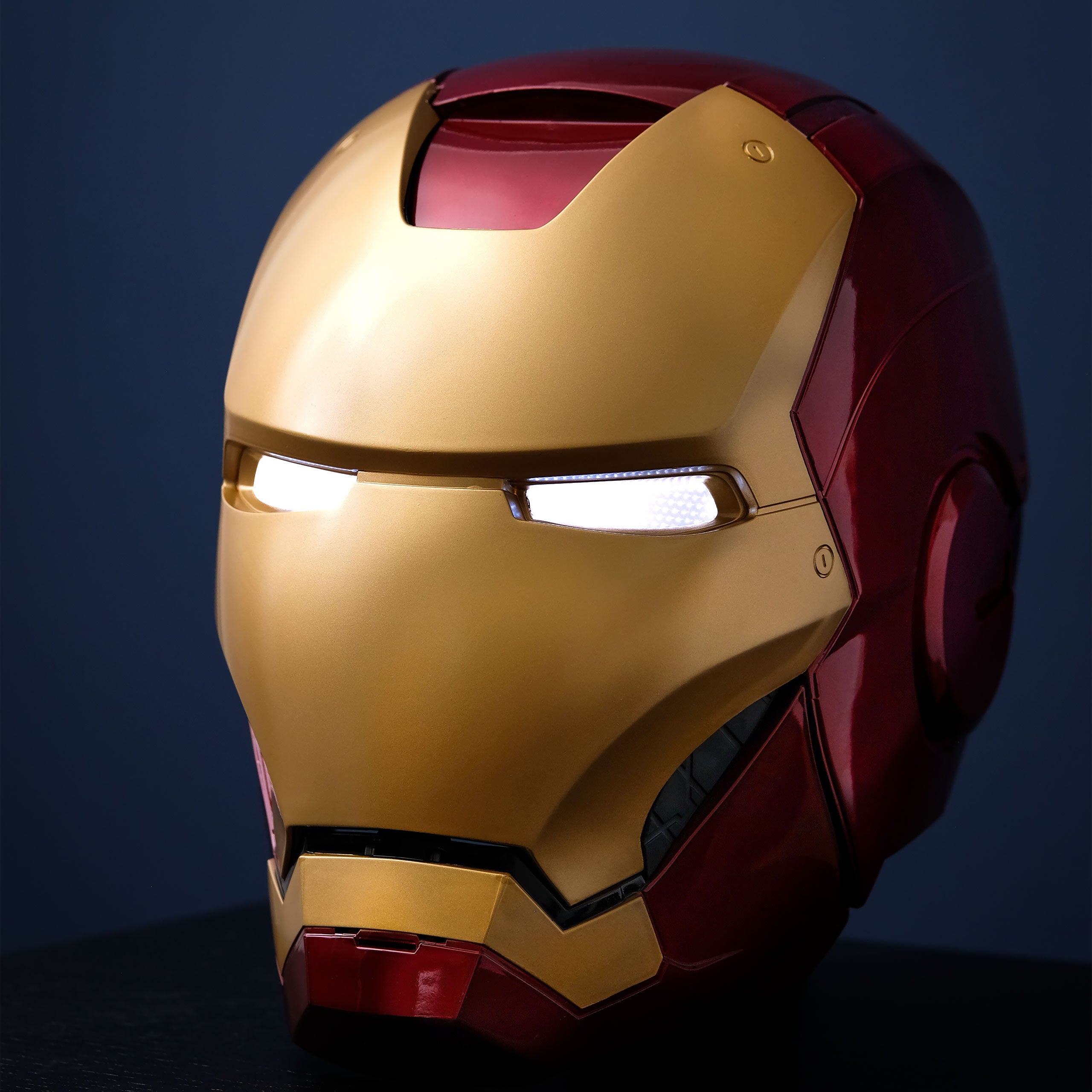 Product image Marvel Legends - Iron Man Electronic Helmet