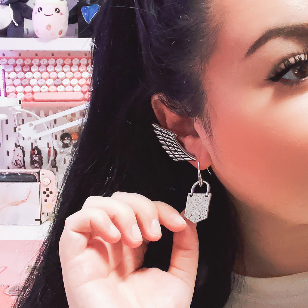 Product image Attack on Titan - Earring Set