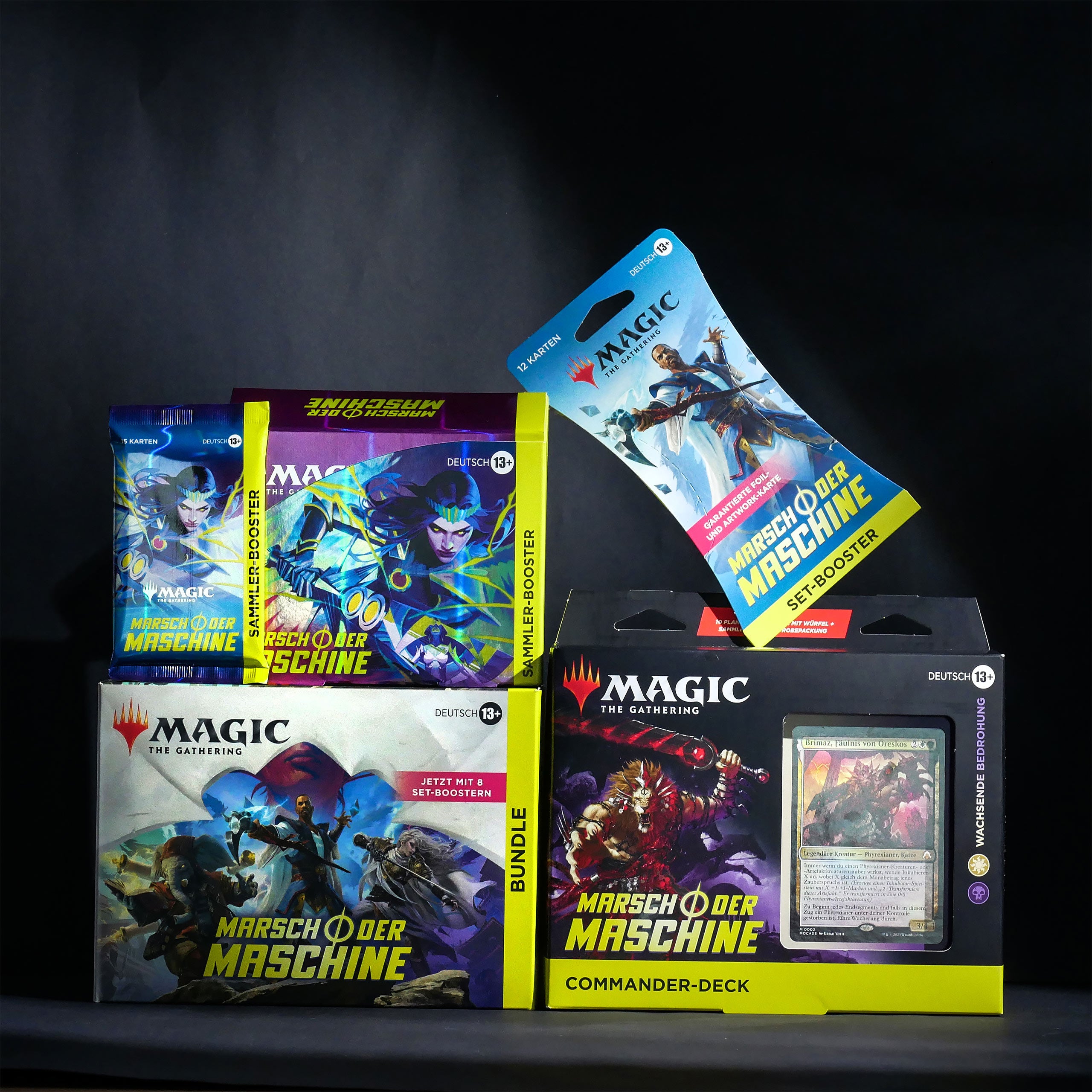 Product image March of the Machine Collector's Booster - Magic The Gathering