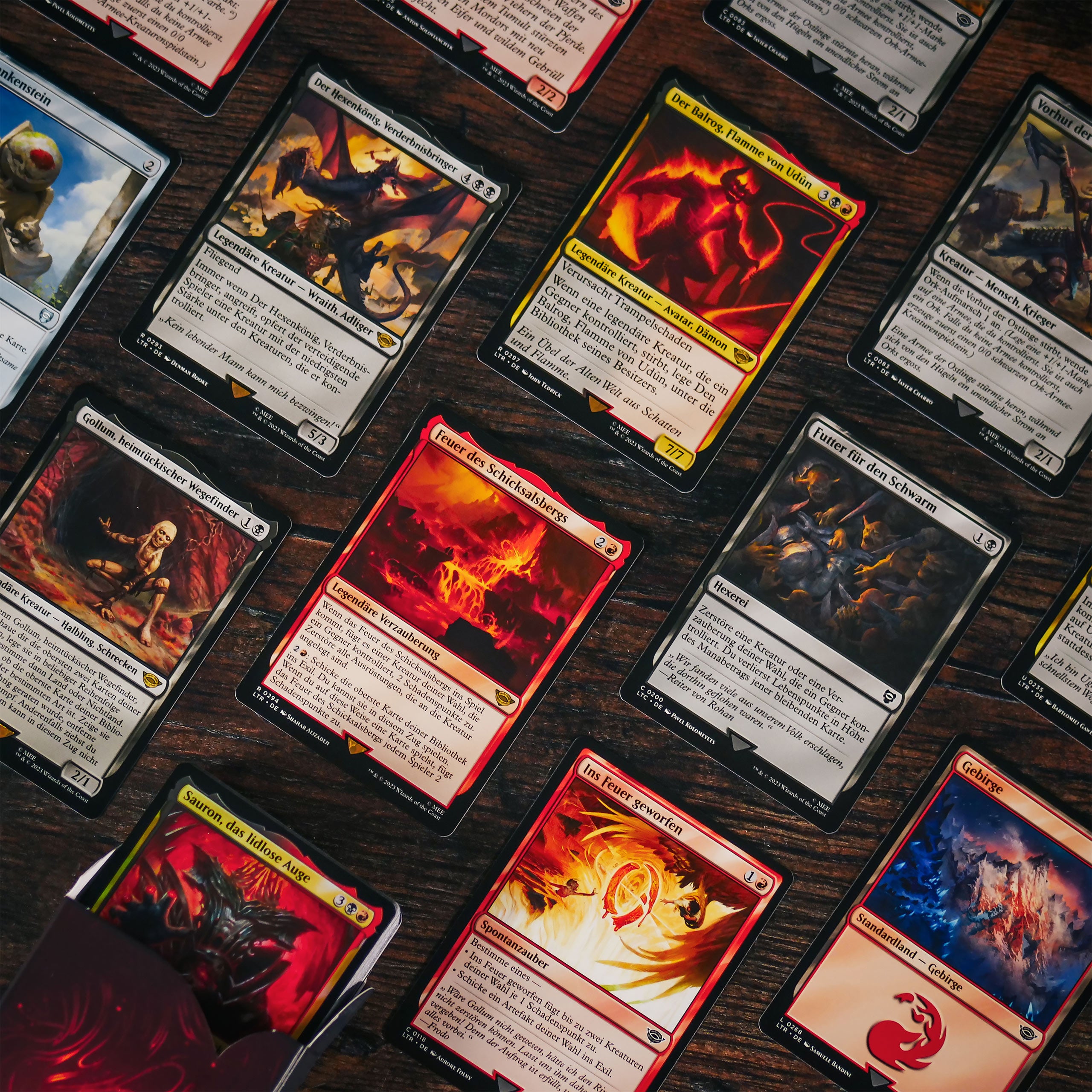 Product image The Lord of the Rings Middle Earth Set Booster - Magic The Gathering