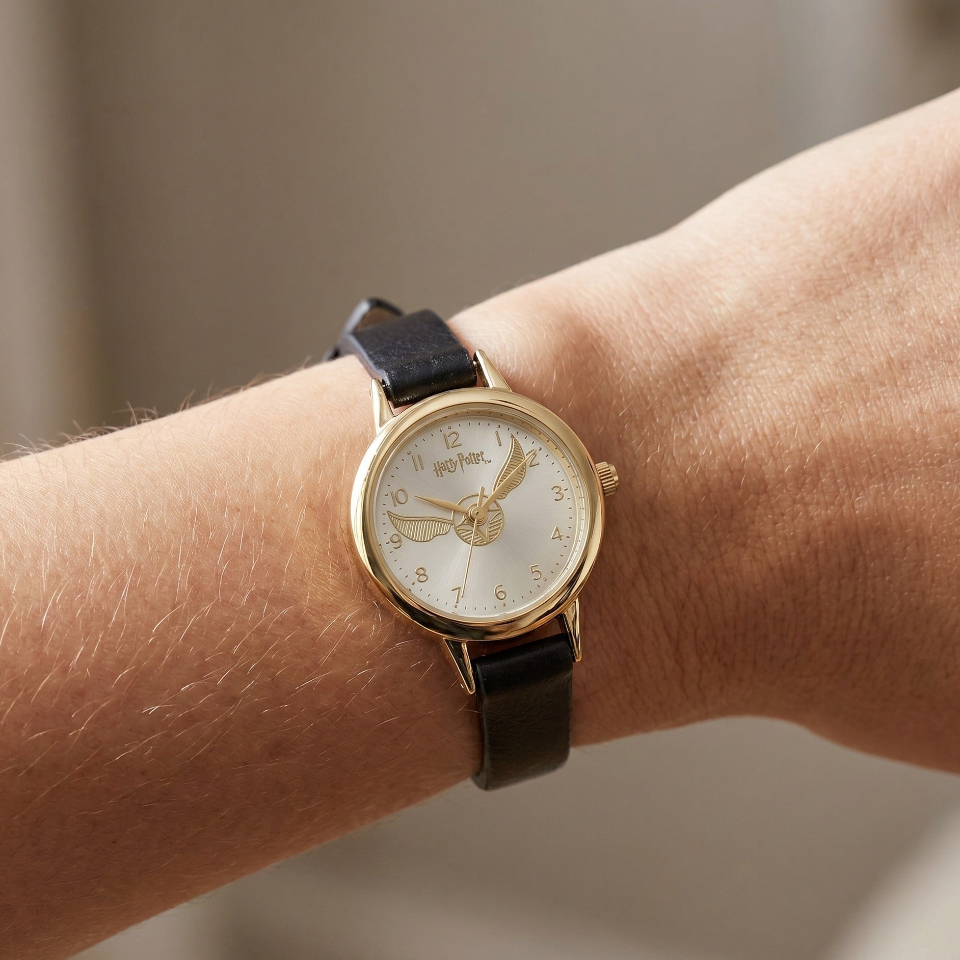 Product image Harry Potter - Golden Snitch Wristwatch