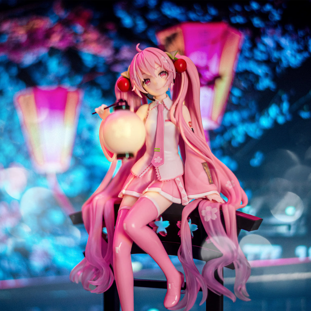 Product image Hatsune Miku - Sakura Lantern Figure with Lighting Function