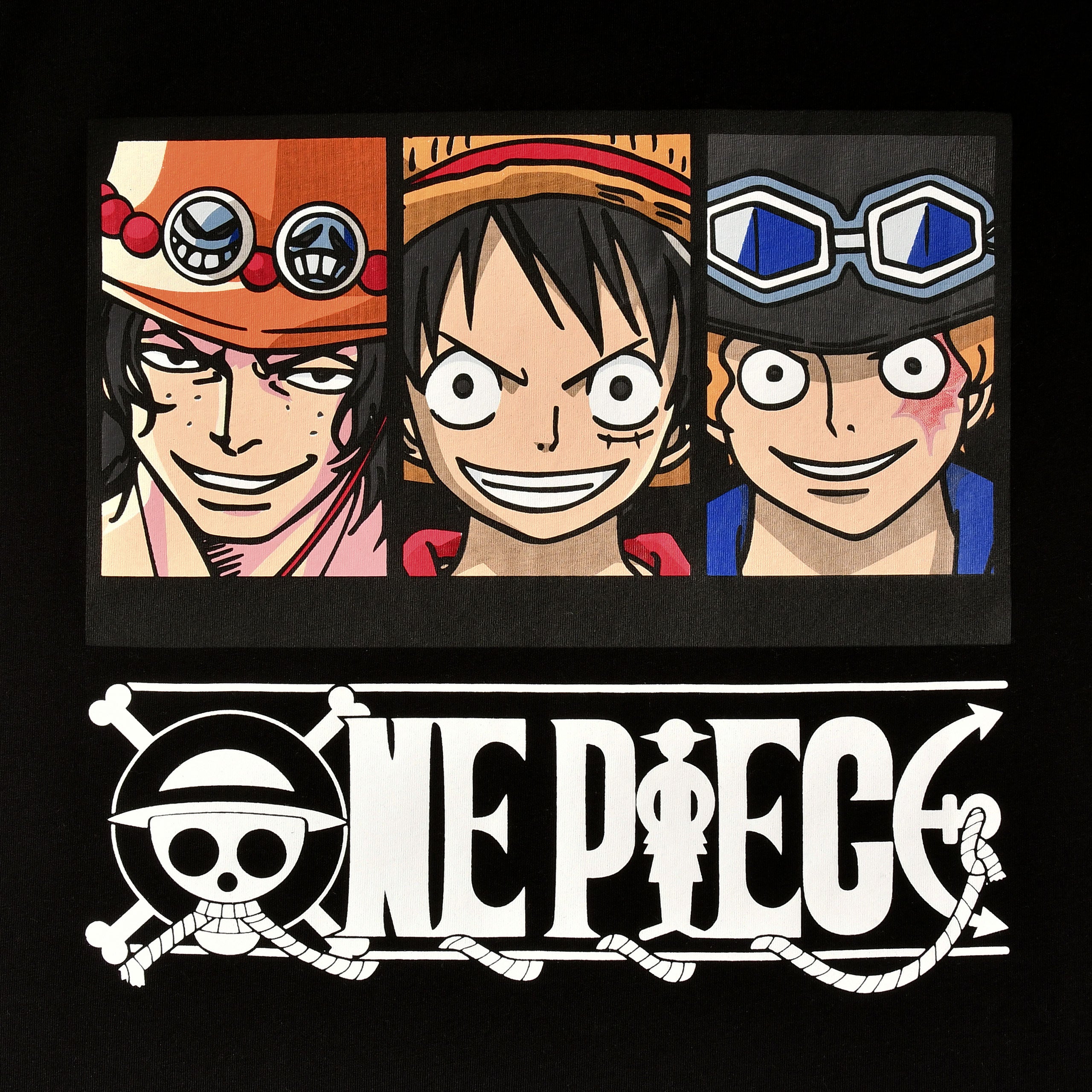 Product image One Piece - Crew T-Shirt black
