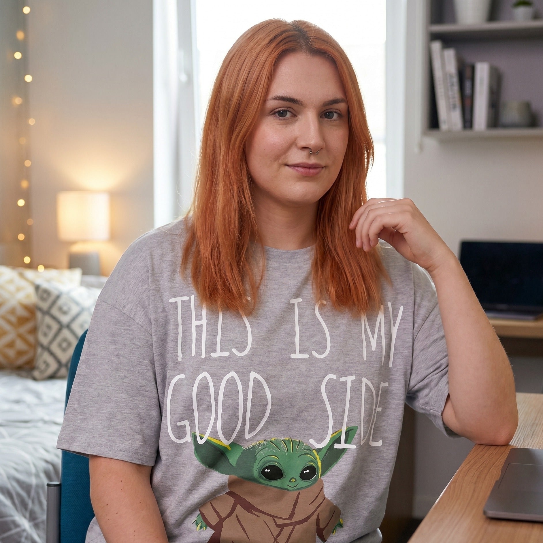 Product image Grogu Good Side Oversize T-Shirt White - Star Wars The Mandalorian
