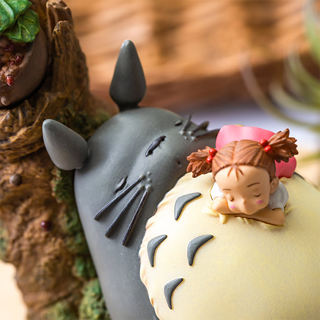 Product image My Neighbor Totoro - Mei Taking A Nap Music Box