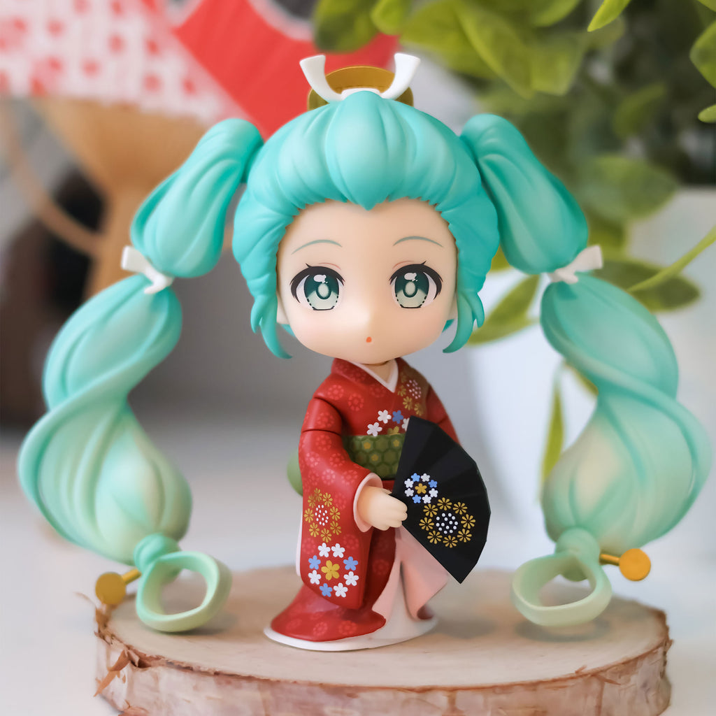 Product image Hatsune Miku - Beauty Looking Back Version Nendoroid Action Figure