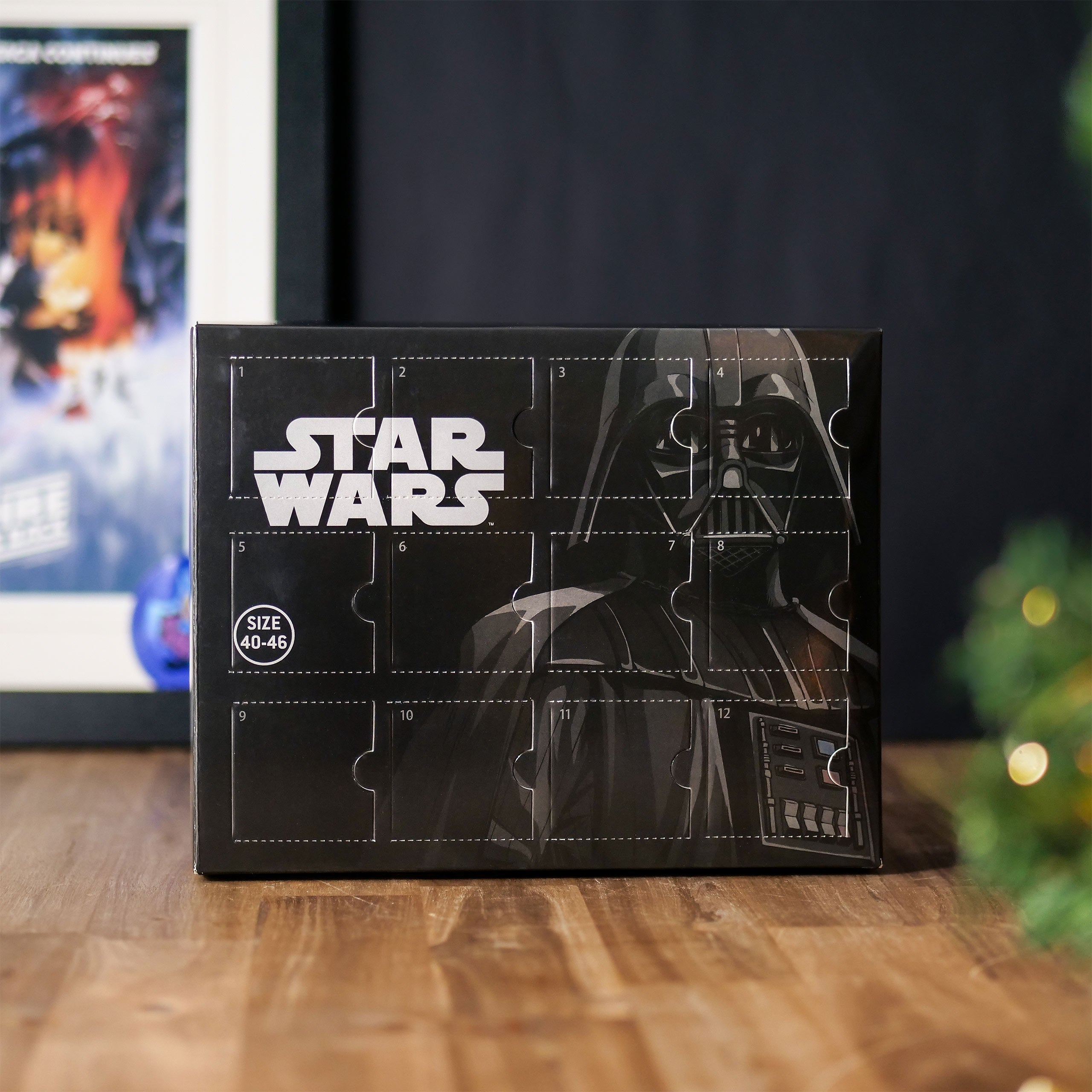 Product image Star Wars - Darth Vader Socks Advent Calendar