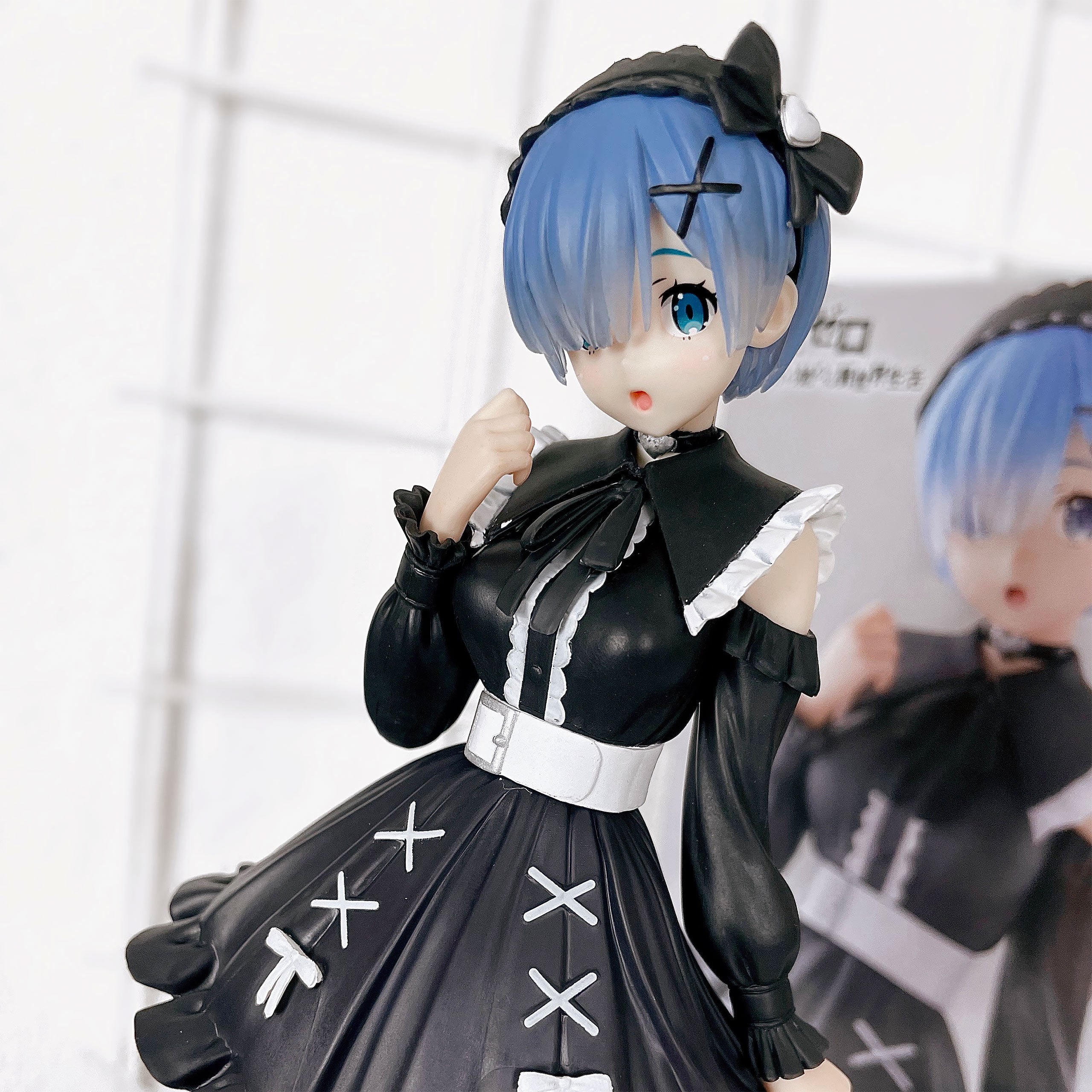 Product image Re:Zero - Rem Girly Outfit Black Figure