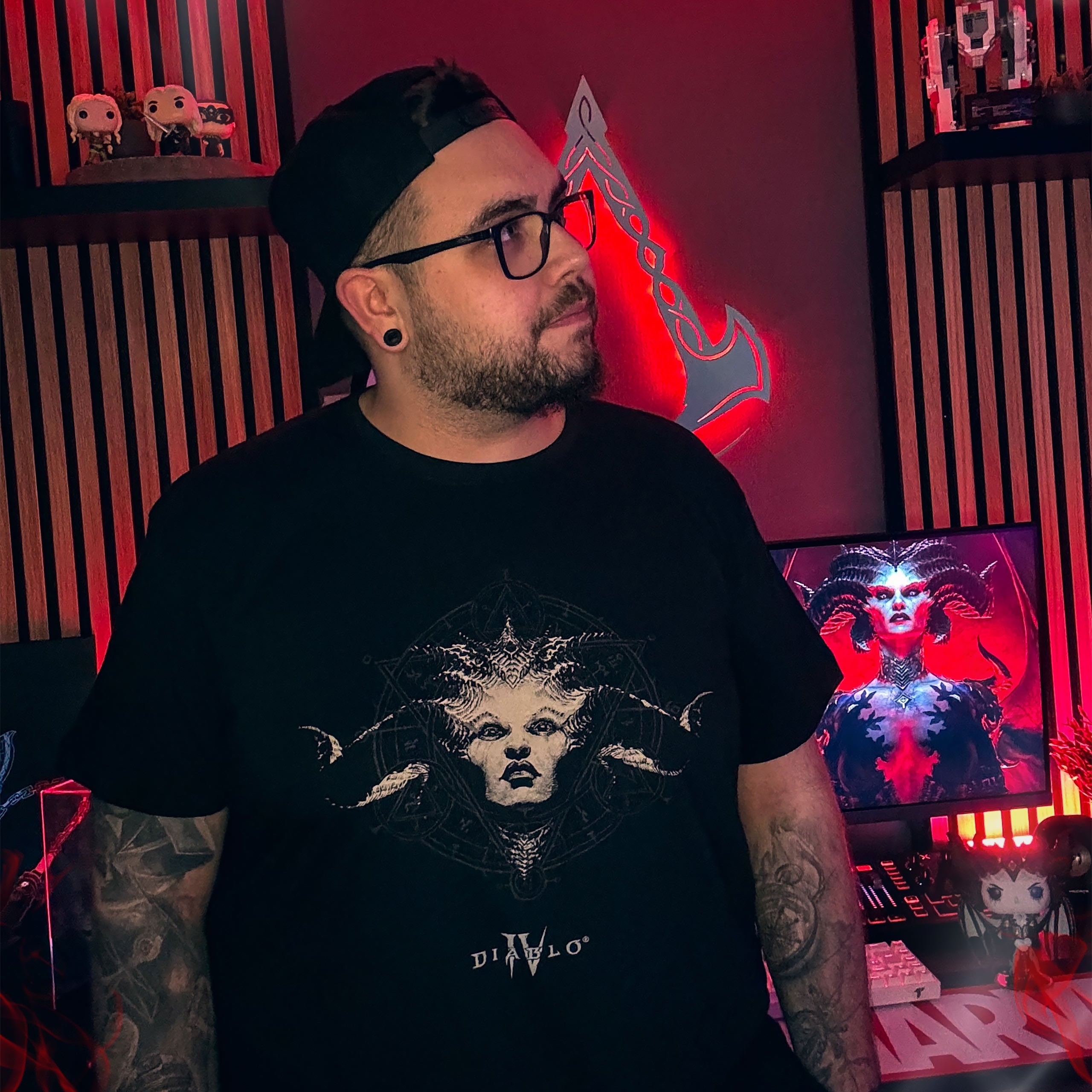 Product image Diablo IV - Queen of the Damned T-Shirt Black