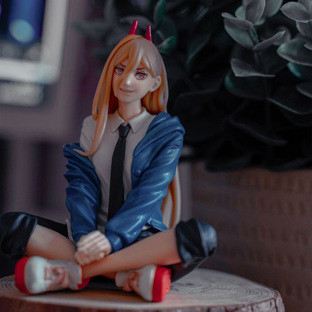 Product image Chainsaw Man - Power Figure sitting