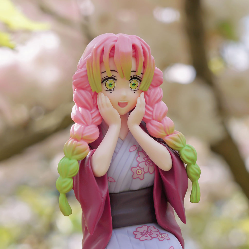 Product image Demon Slayer - Mitsuri Kanroji Swordsmith Village Arc Perching Figure