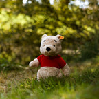 Product image Winnie the Pooh - Collector's Figure by Steiff