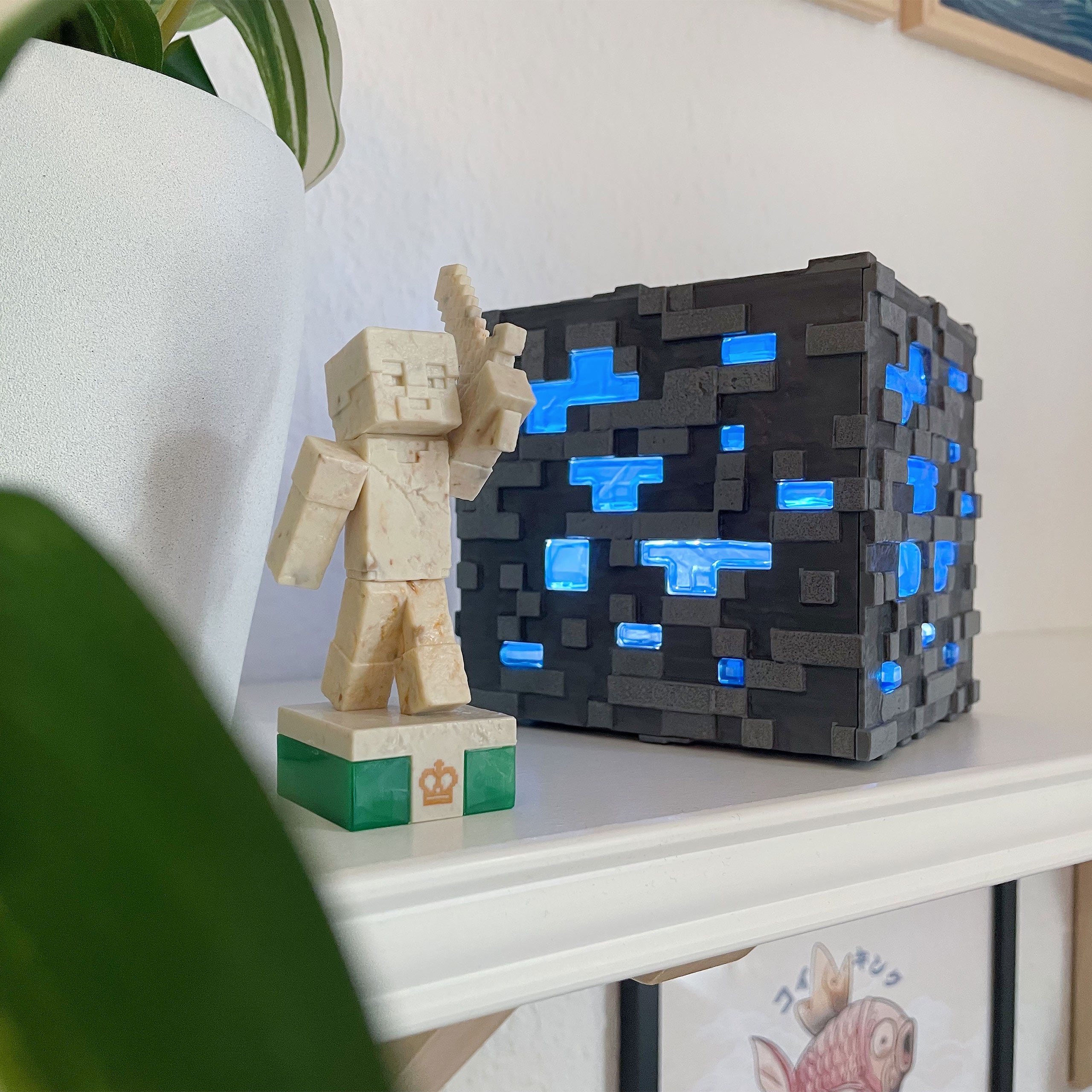 Product image Minecraft - Diamond Ore Table Lamp