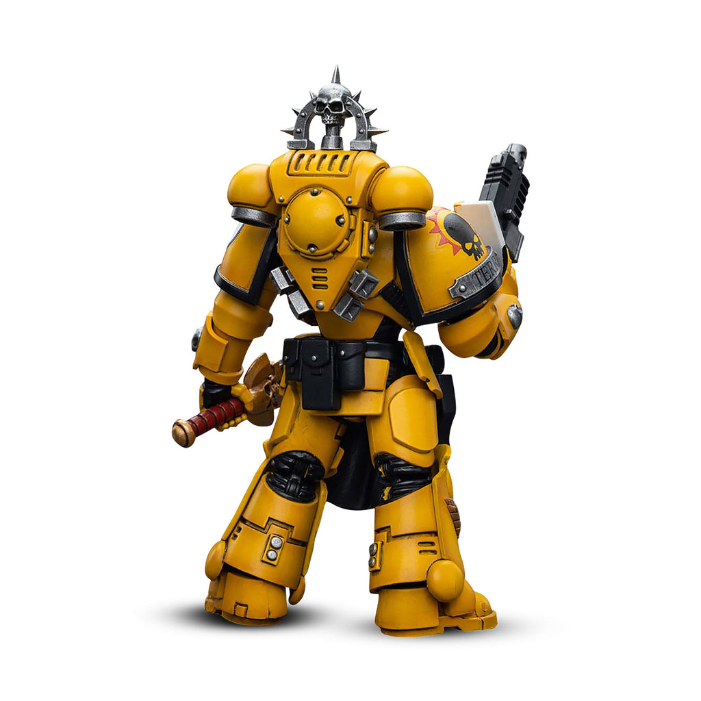 Product image Warhammer 40k - Imperial Fists Lieutenant with Power Sword Action Figure