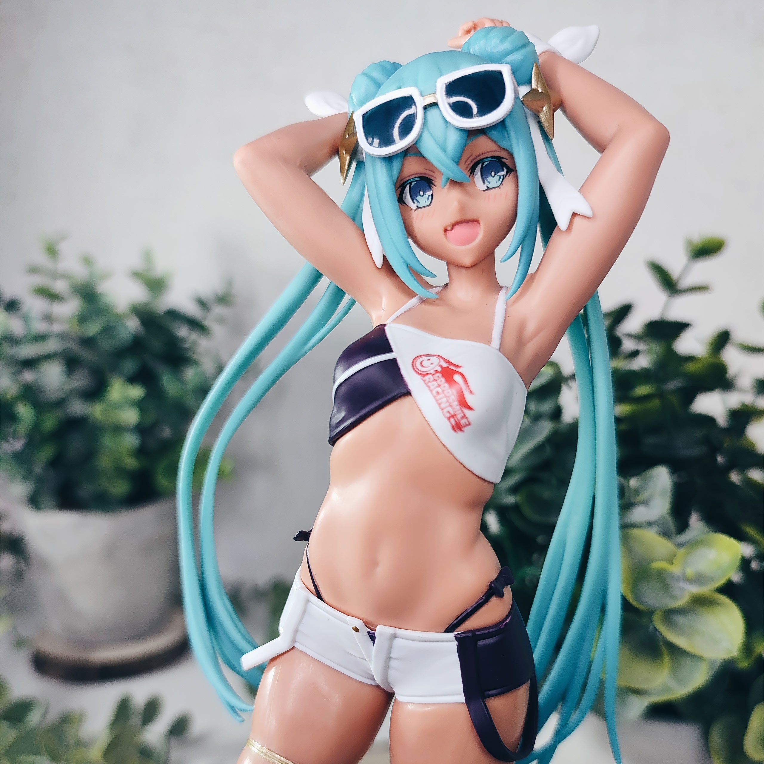 Product image Hatsune Miku - Racing Miku Figure 2023 Tropical Version