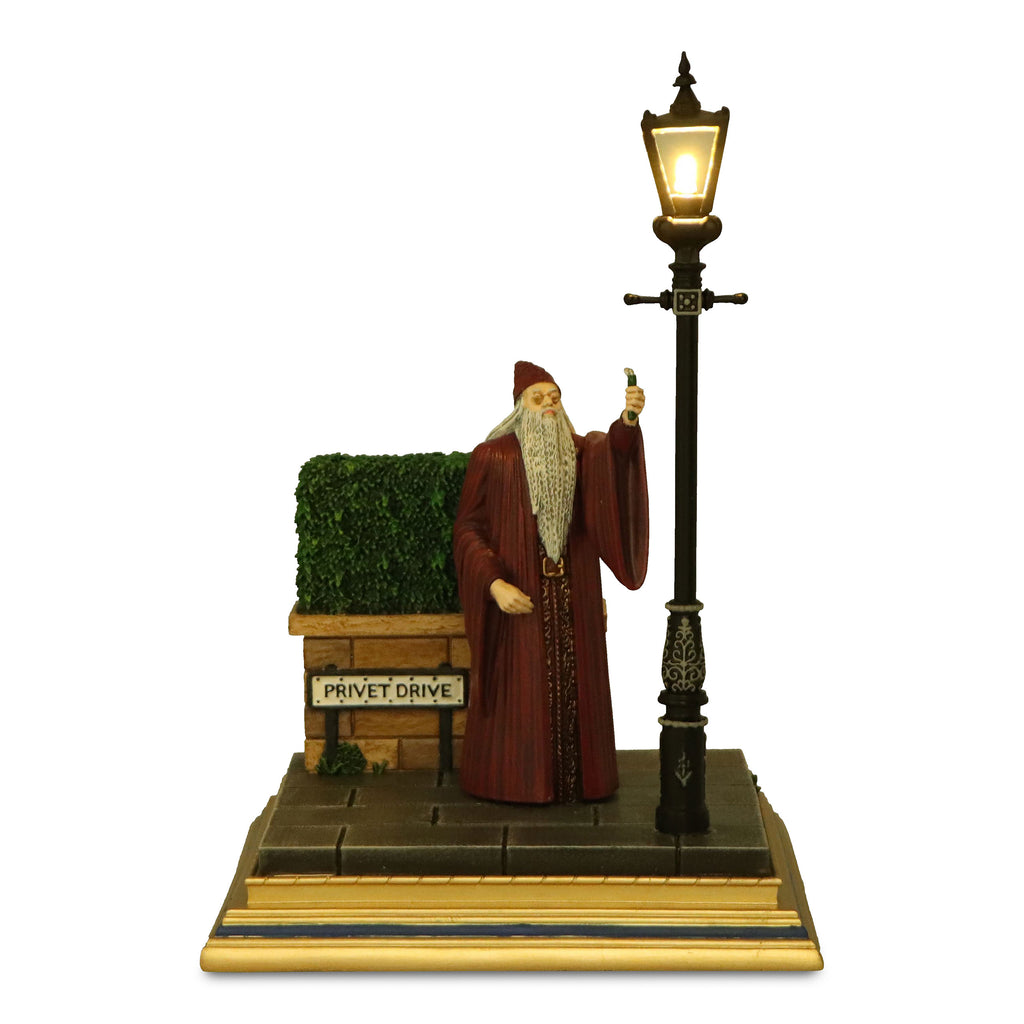 Product image Harry Potter - Dumbledore Privet Drive Diorama Figure with Light
