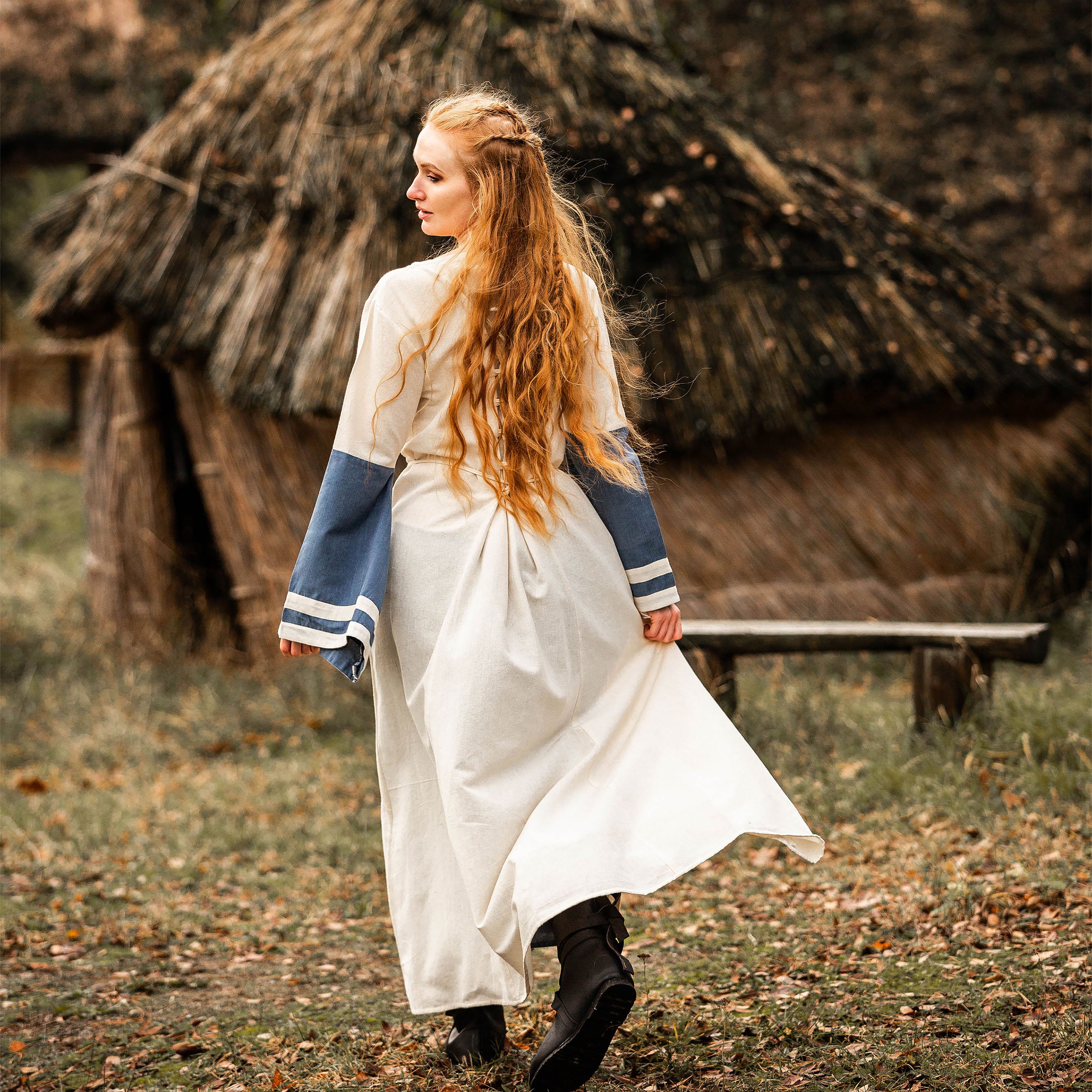 Product image Medieval dress with trumpet sleeves blue-natural