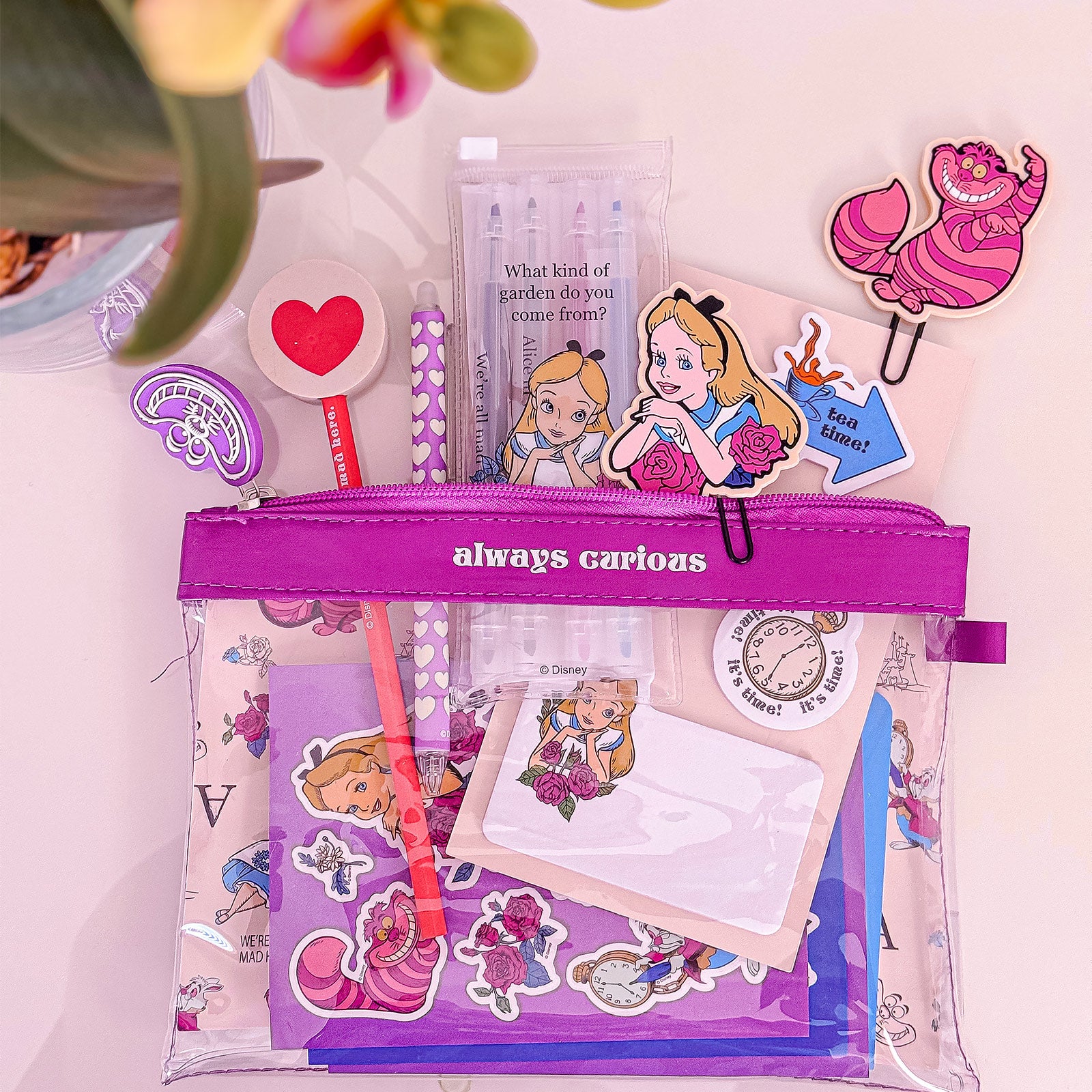 Product image Alice in Wonderland - Writing Set