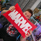 Product image Marvel - Logo Cushion red