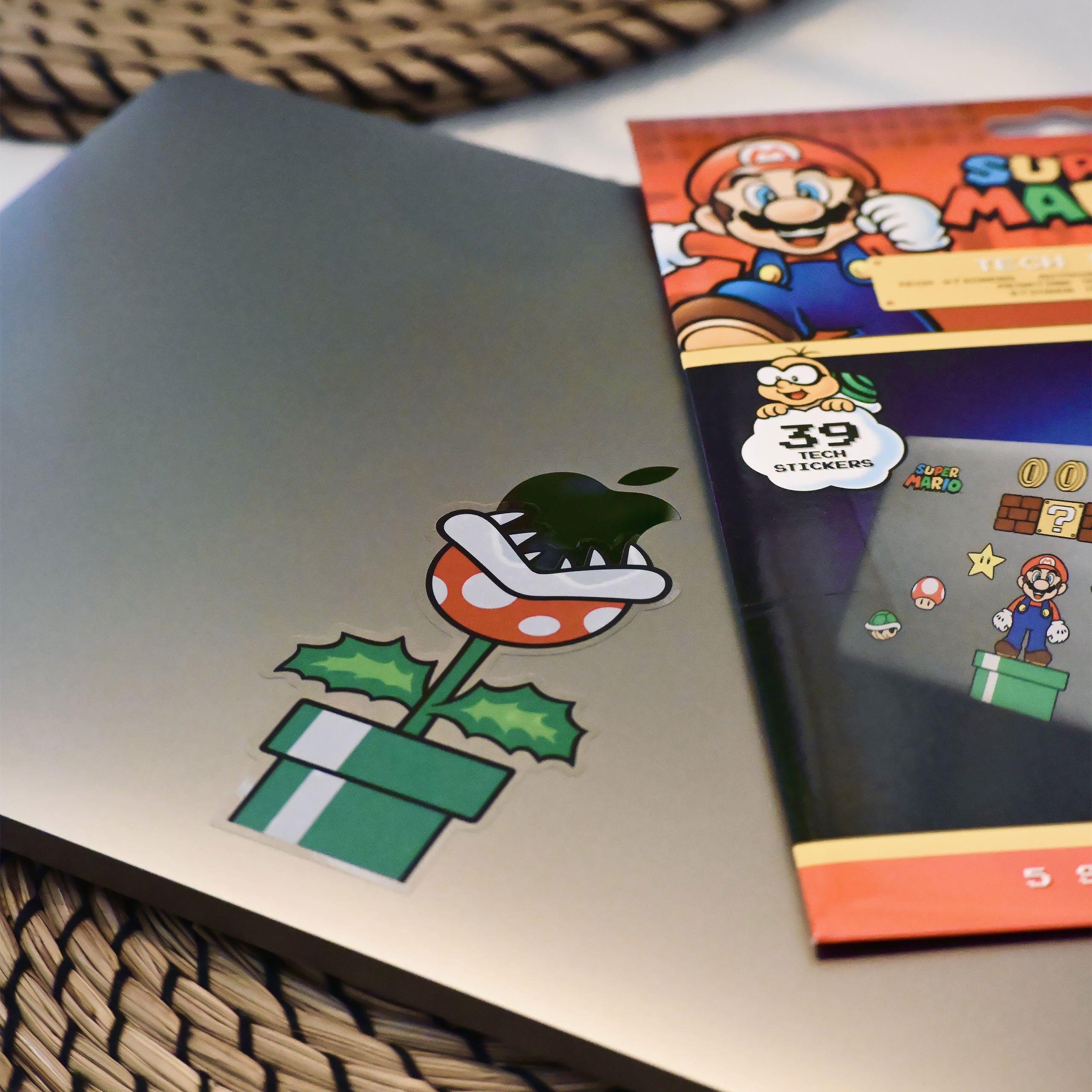 Product image Super Mario - Mushroom Kingdom Stickers