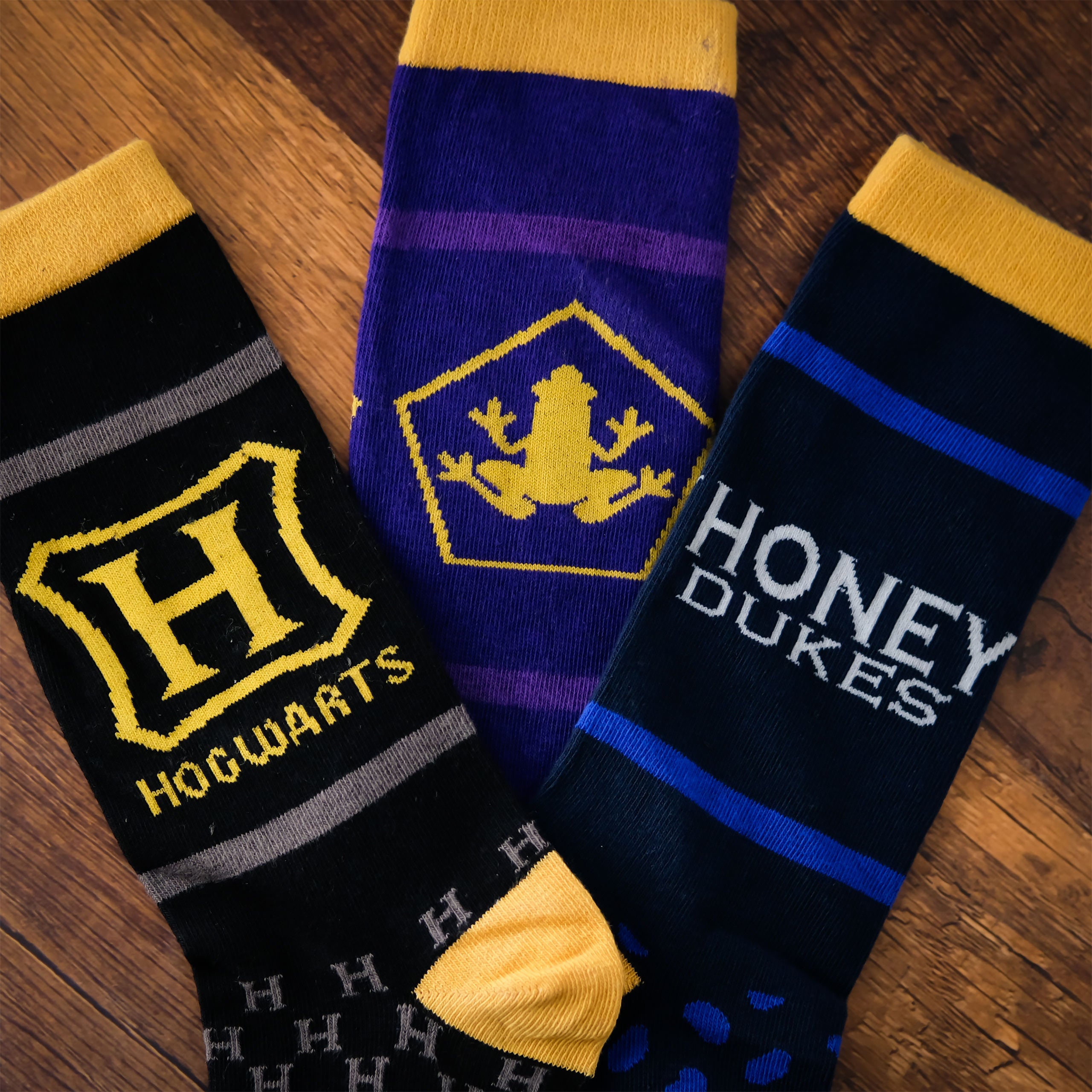 Product image Harry Potter - 3 Pair Socks Set in Chocolate Frog Box