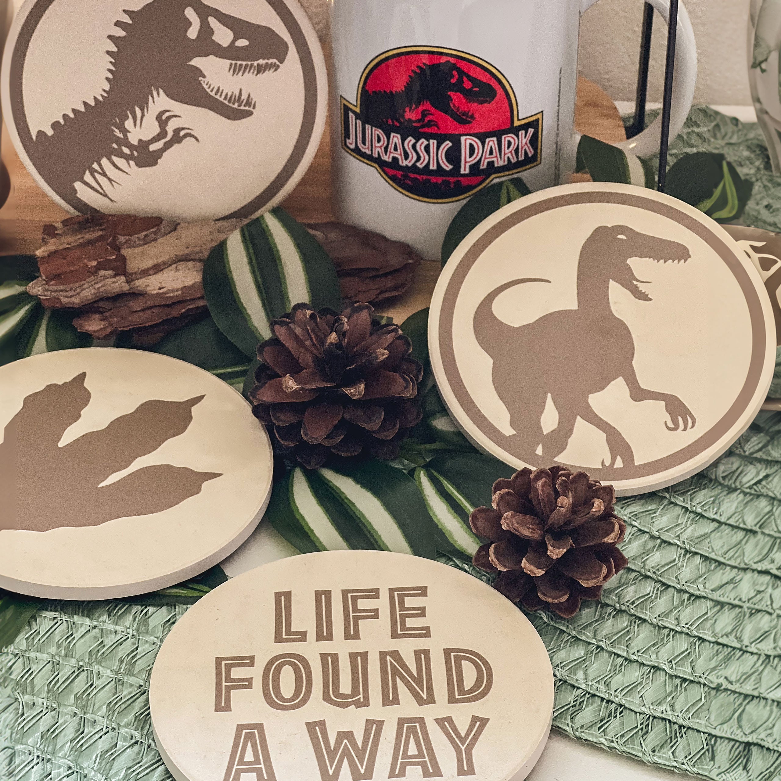Product image Jurassic Park - Life Found A Way Coaster Set of 4