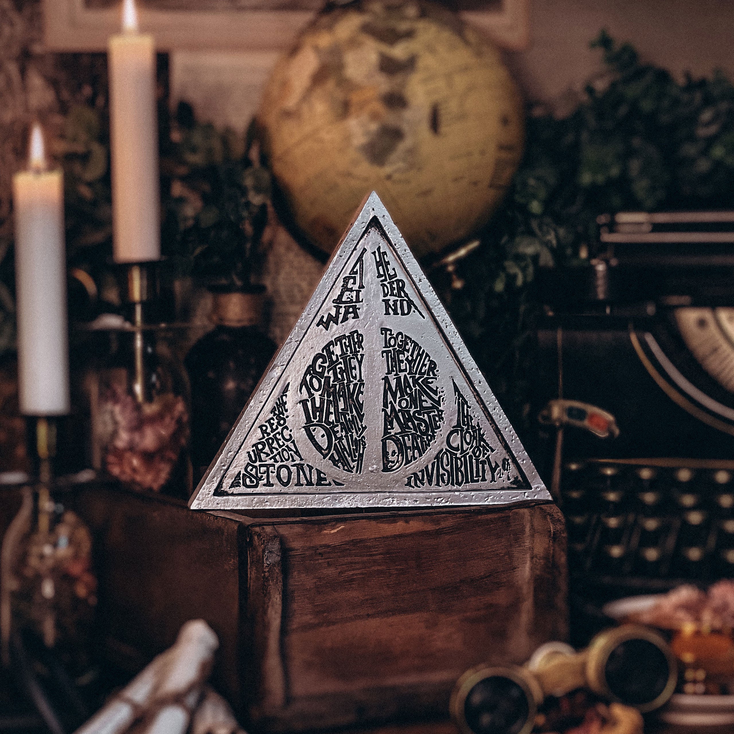 Product image Harry Potter - Deathly Hallows Statue
