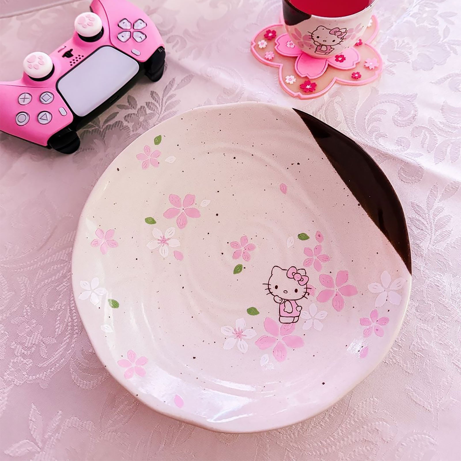 Product image Hello Kitty - Mino Cherry Blossom Plate