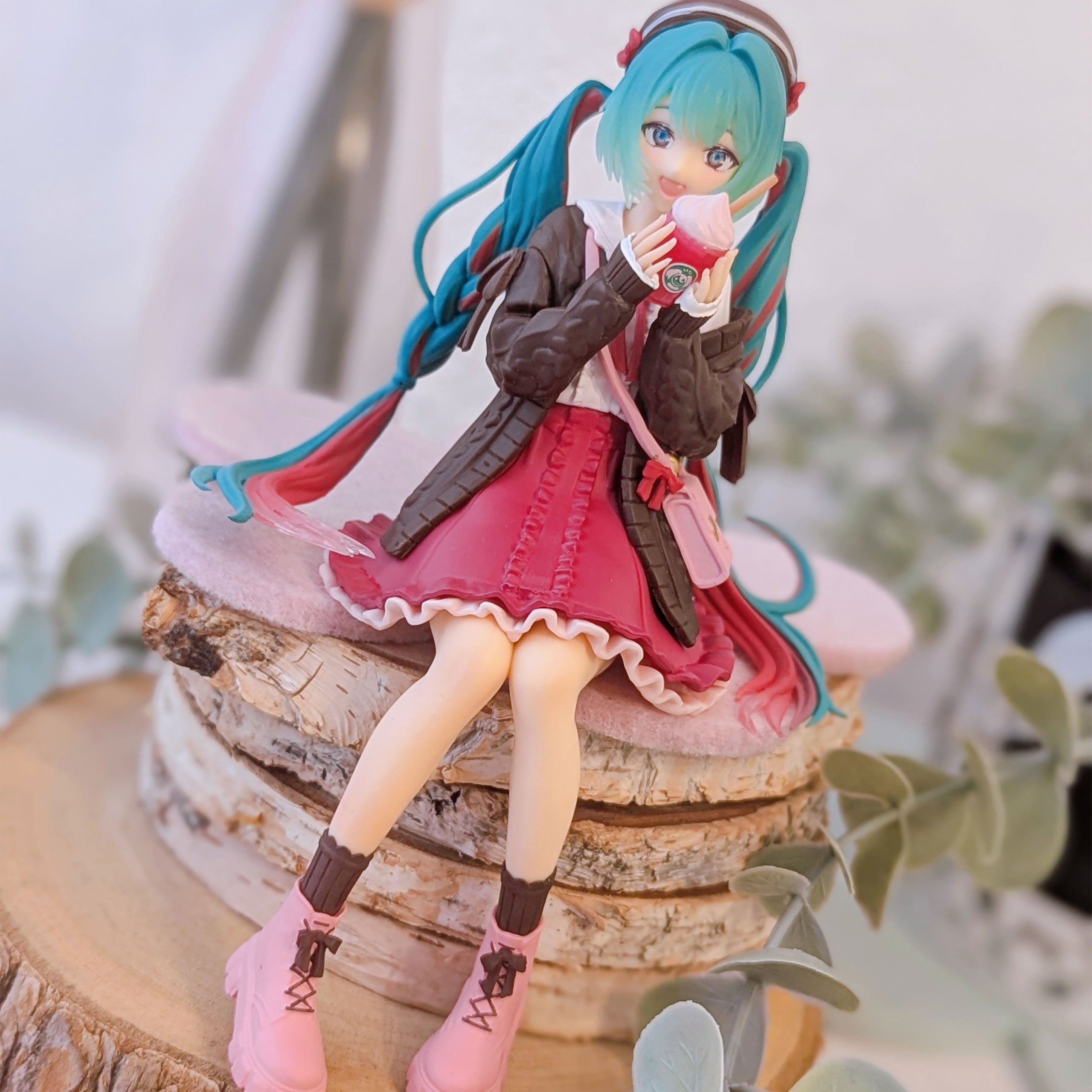 Product image Hatsune Miku - Autumn Date Pink Noodle Stopper Figure