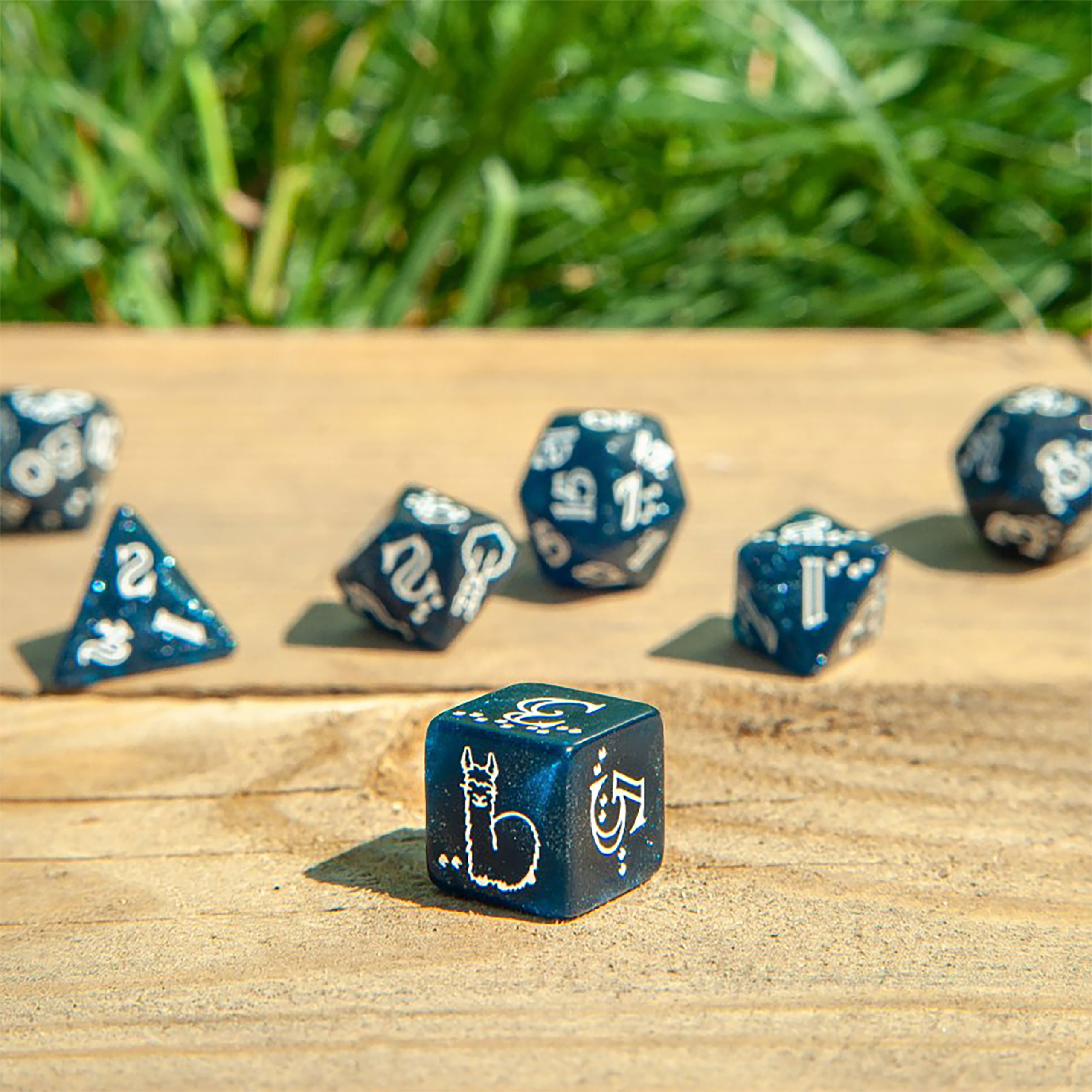 Product image Shimmering Llama Dice Set 7pcs blue-white