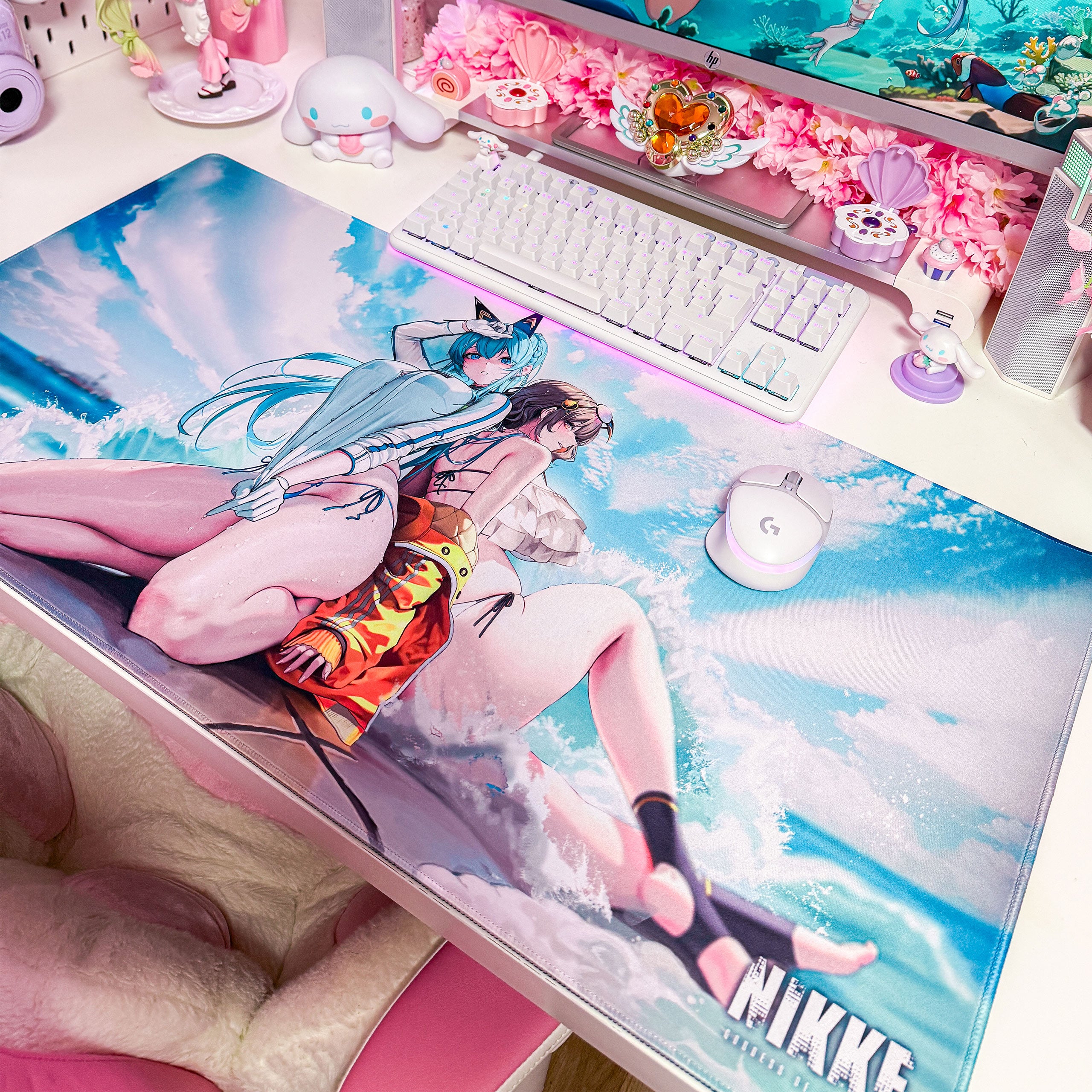 Product image Goddess of Victory: Nikke - Helmet & Anis Mousepad