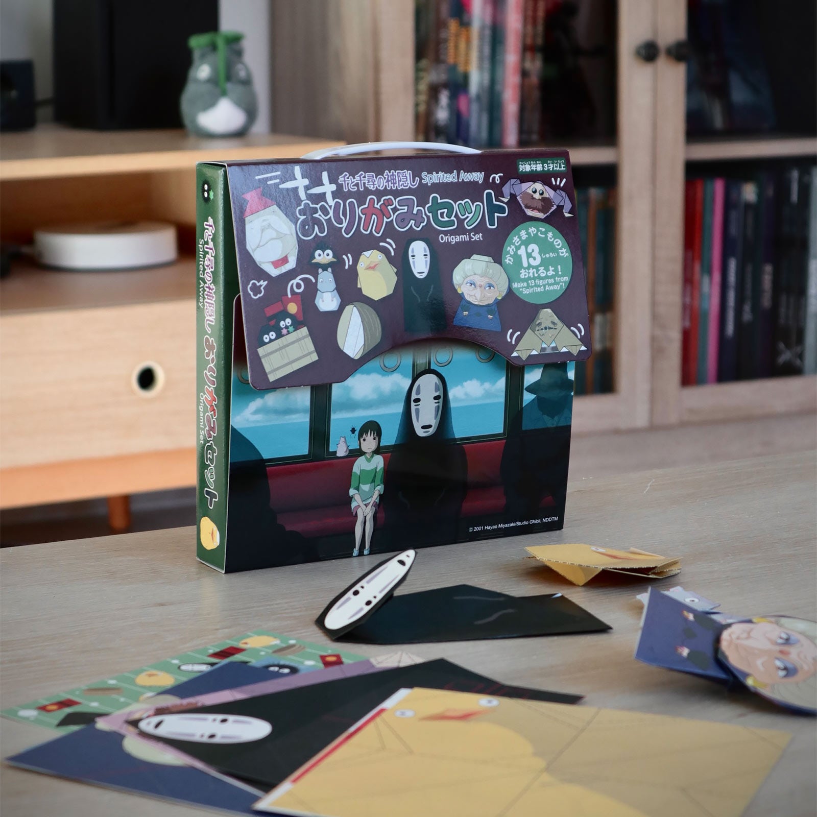 Product image Spirited Away - No-Face and Chihiro Origami Set