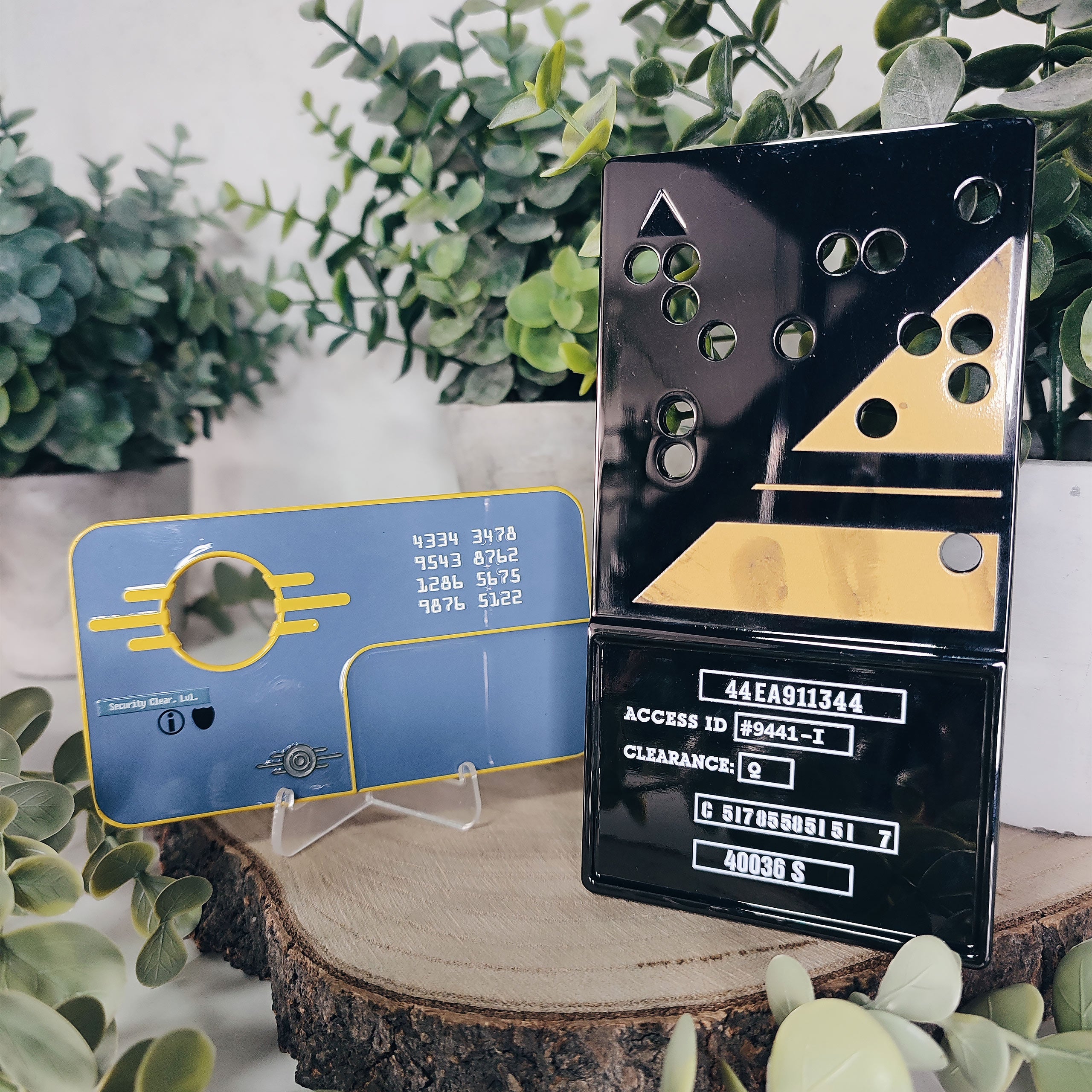 Product image Fallout - Vault Security Keycard Replica